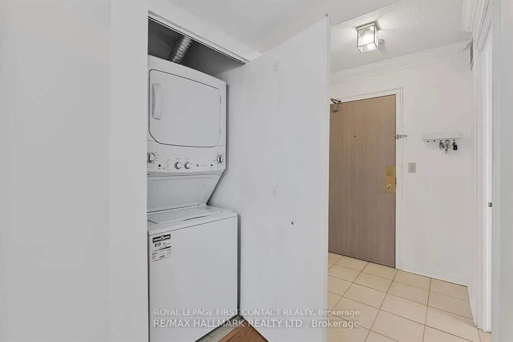 Photo 12 of Unit 811, 150 Dunlop Street E, Barrie, City Centre — HOMEH