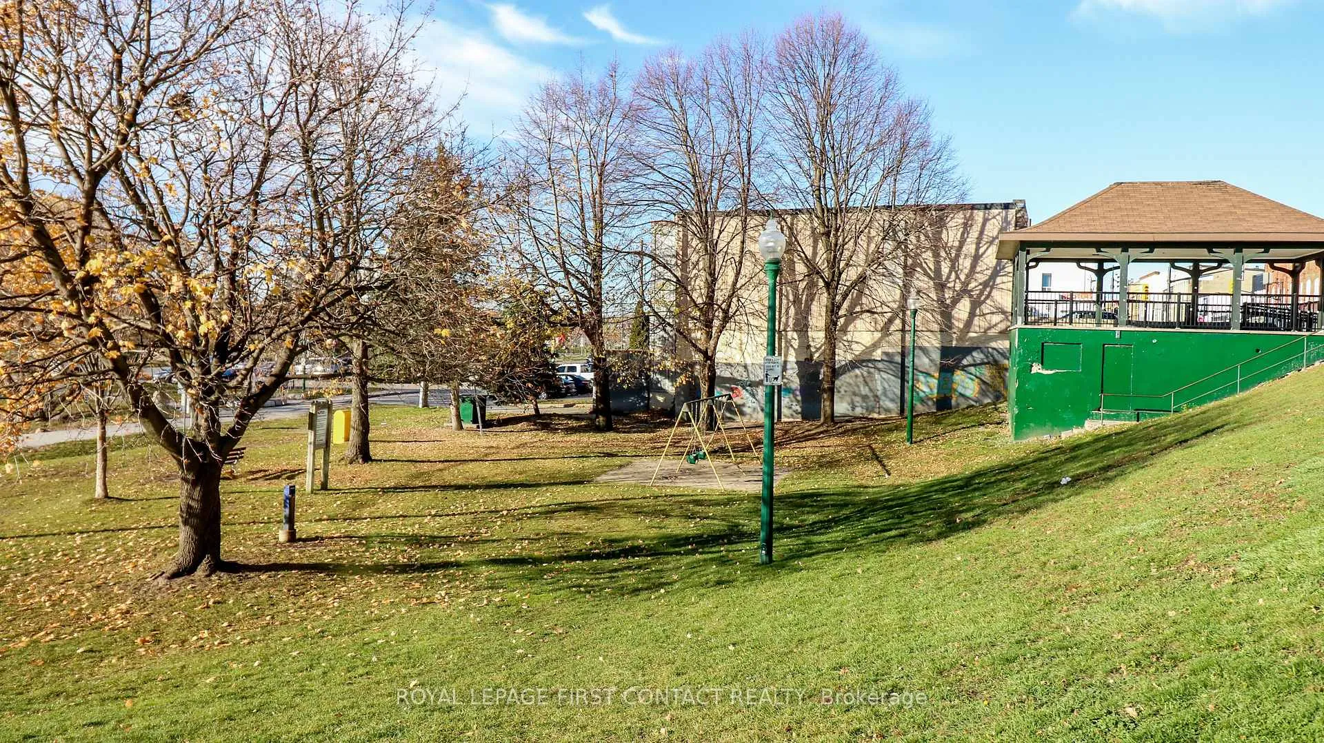 Photo 14 of Unit 811, 150 Dunlop Street E, Barrie, City Centre — HOMEH