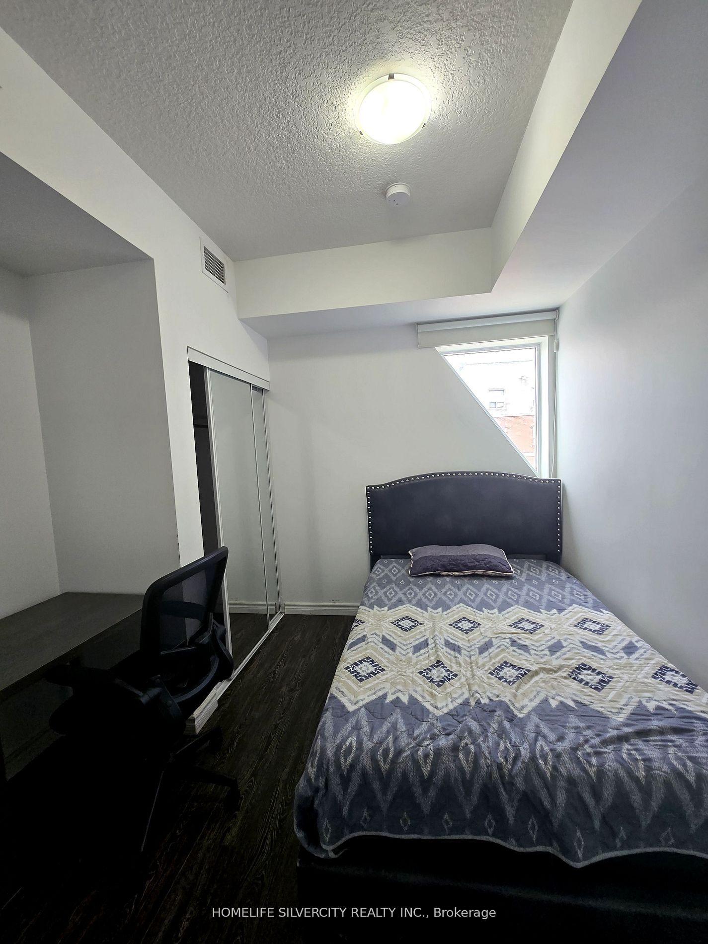 Photo 9 of Unit 905-Tower -1, 158 King Street, Waterloo — HOMEH