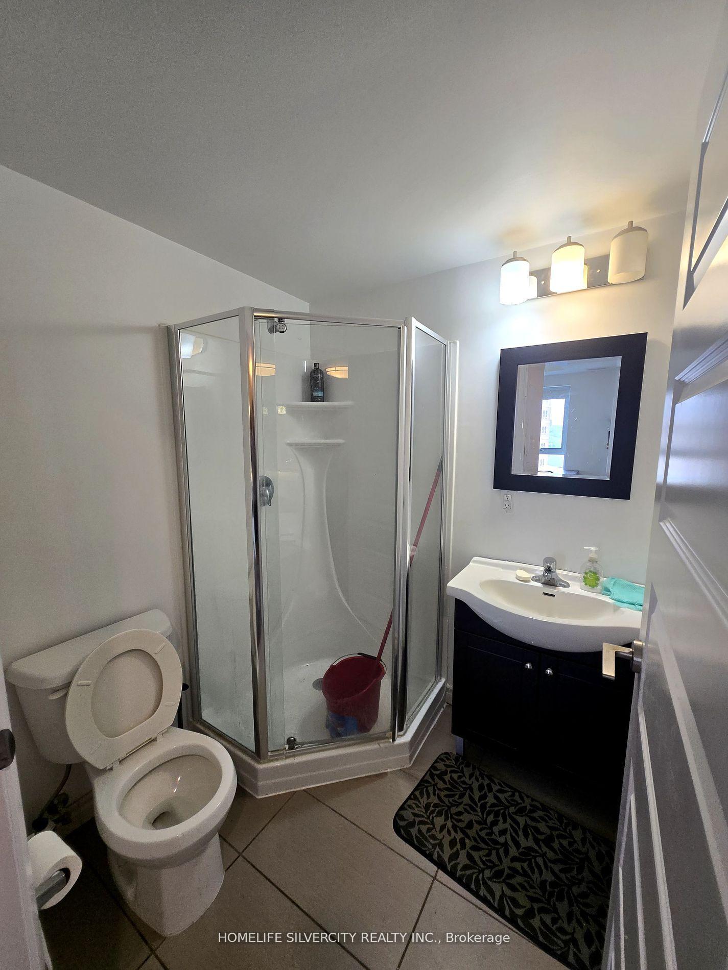 Photo 15 of Unit 905-Tower -1, 158 King Street, Waterloo — HOMEH
