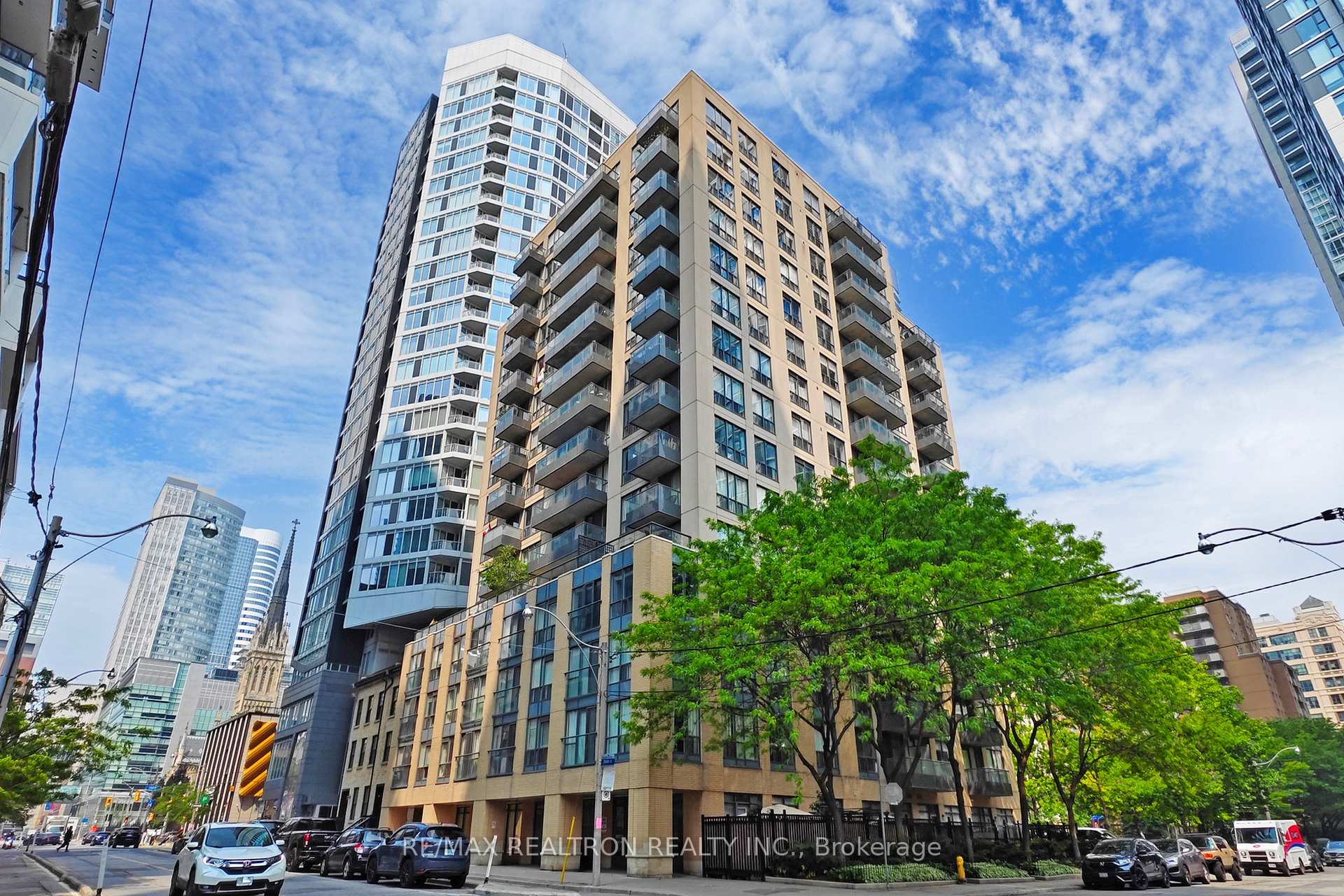 Front of Unit 701, 68 Shuter Street