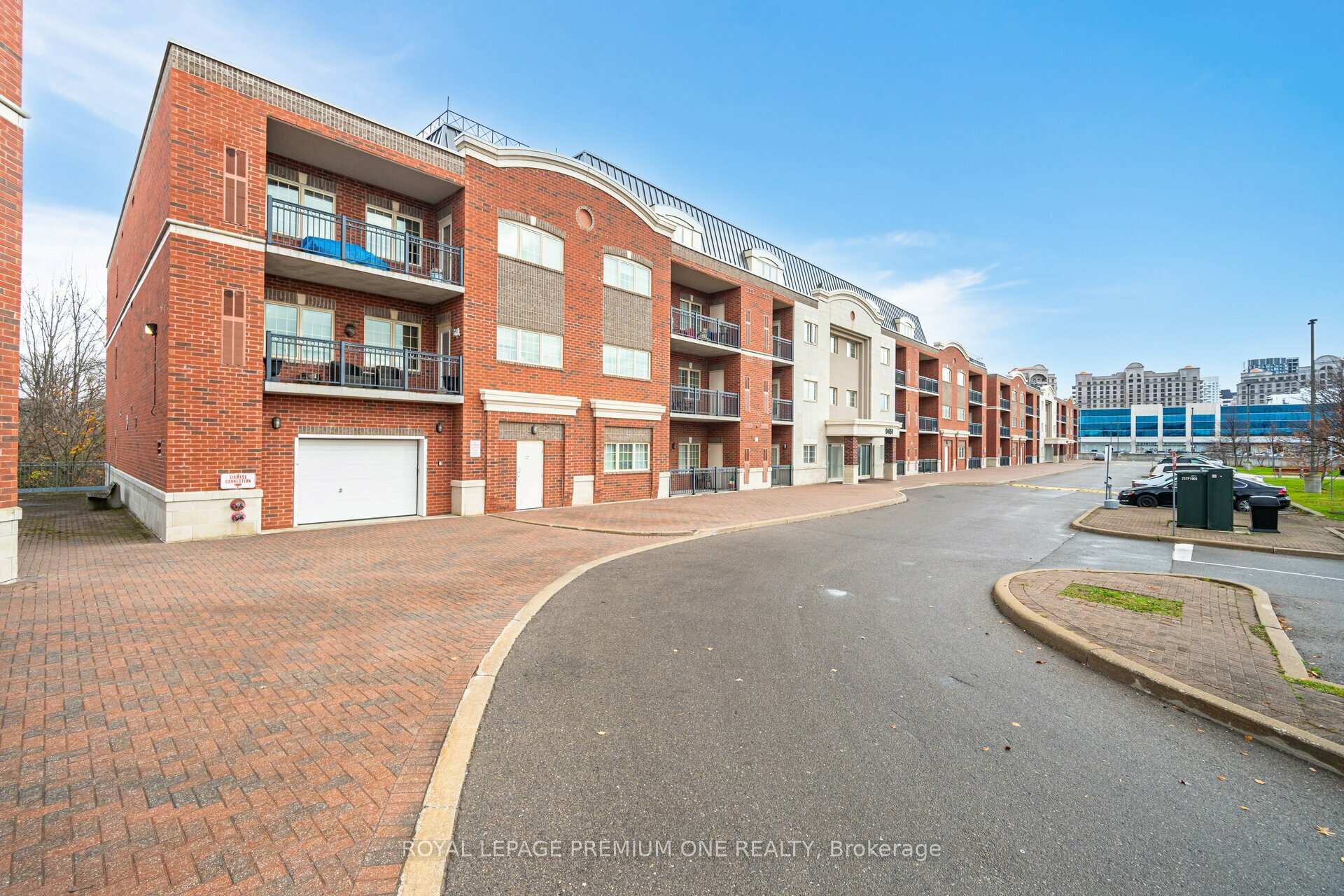 Photo 2 of Unit 210, 9451 Jane Street, Vaughan, Maple — HOMEH