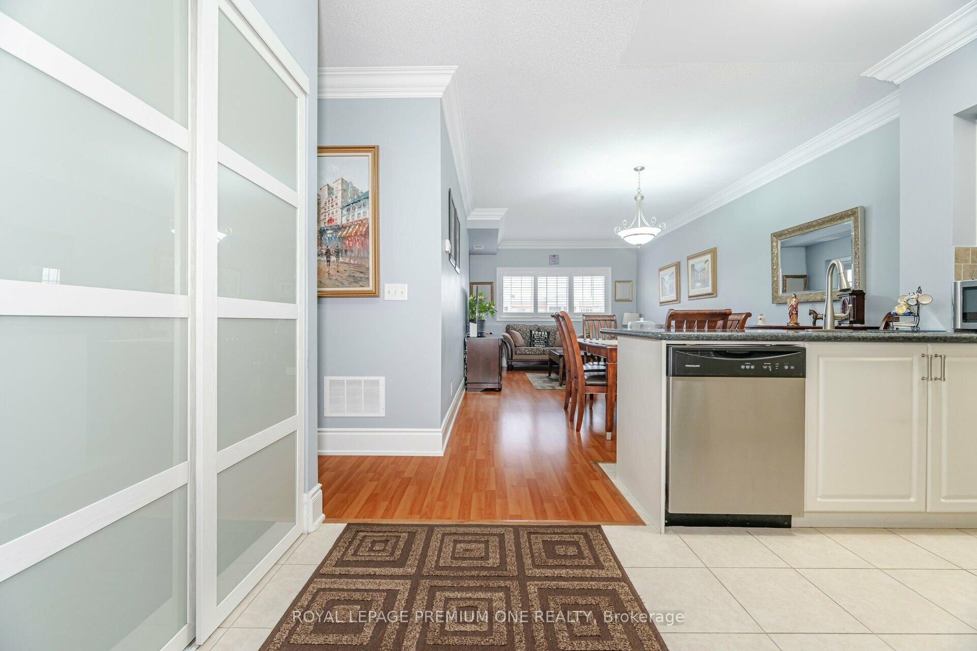 Photo 10 of Unit 210, 9451 Jane Street, Vaughan, Maple — HOMEH