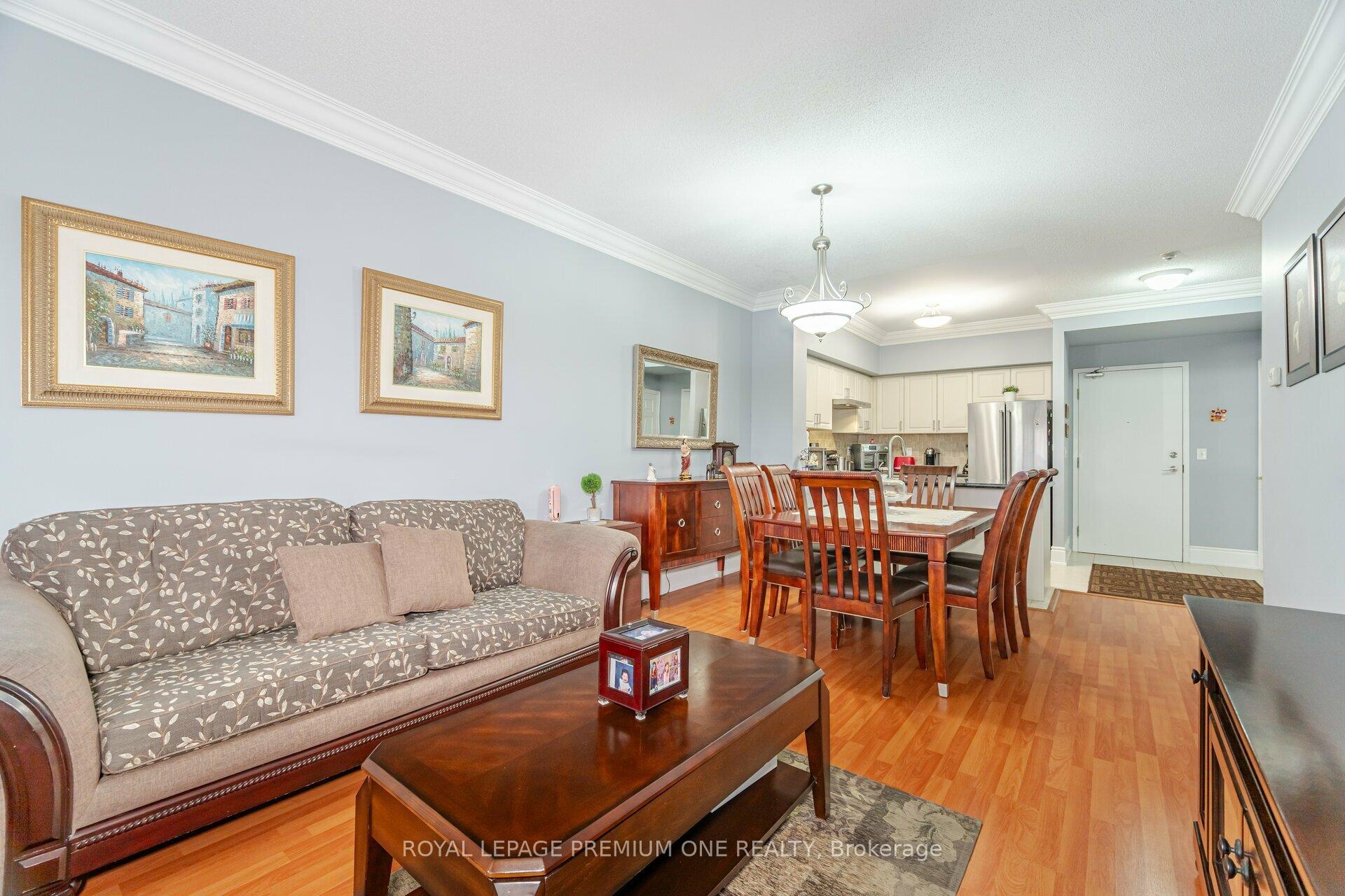 Photo 18 of Unit 210, 9451 Jane Street, Vaughan, Maple — HOMEH