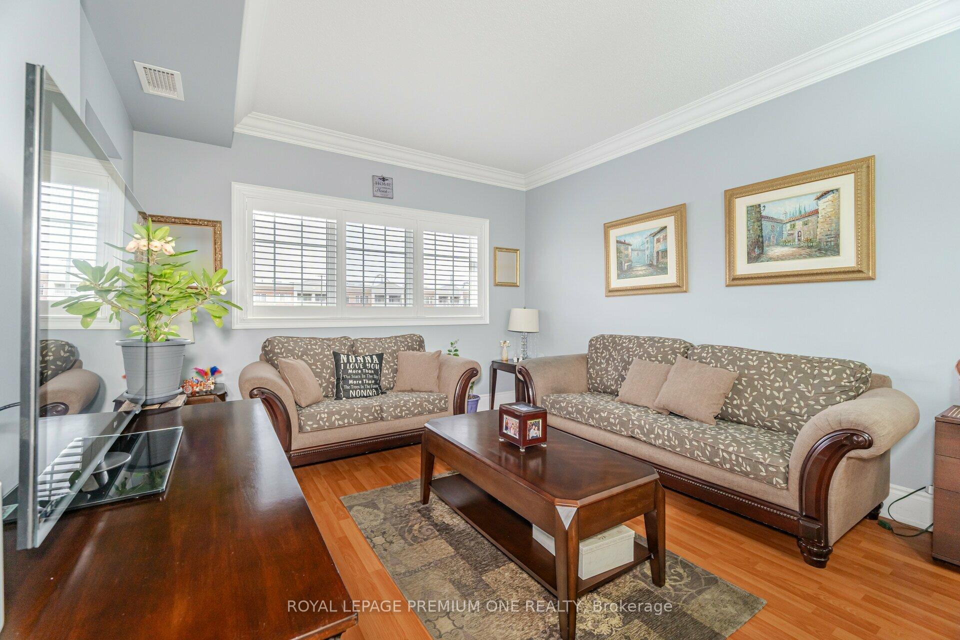Photo 19 of Unit 210, 9451 Jane Street, Vaughan, Maple — HOMEH