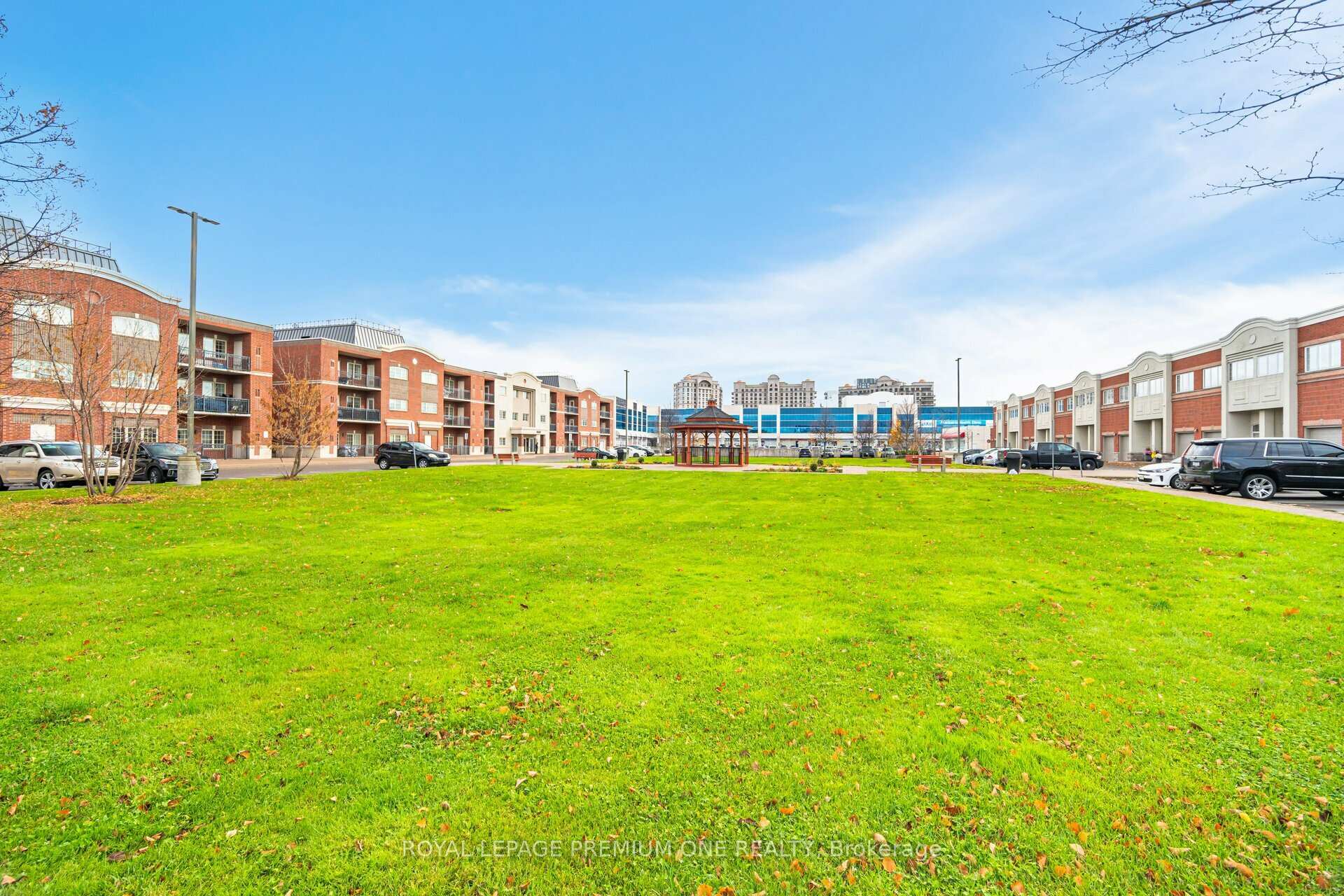 Photo 37 of Unit 210, 9451 Jane Street, Vaughan, Maple — HOMEH