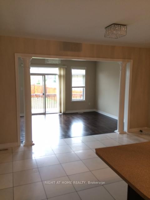 Photo 4 of 262 Kozlov Street, Barrie, West Bayfield — HOMEH