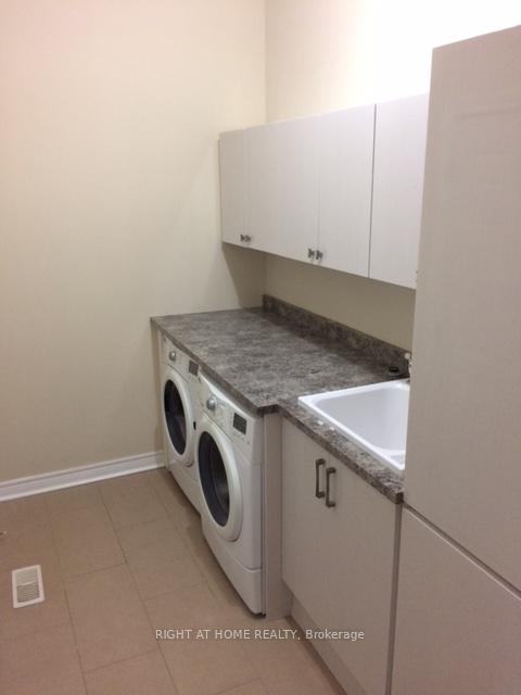 Photo 6 of 262 Kozlov Street, Barrie, West Bayfield — HOMEH