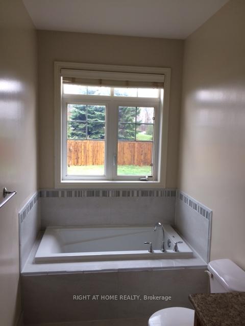 Photo 8 of 262 Kozlov Street, Barrie, West Bayfield — HOMEH