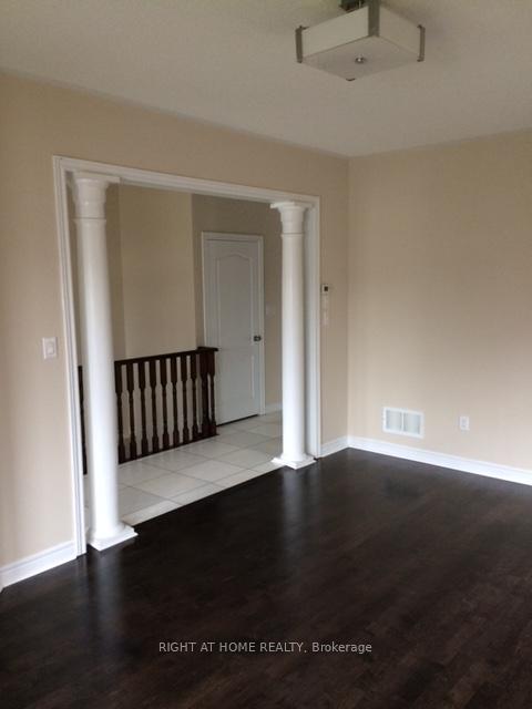 Photo 11 of 262 Kozlov Street, Barrie, West Bayfield — HOMEH