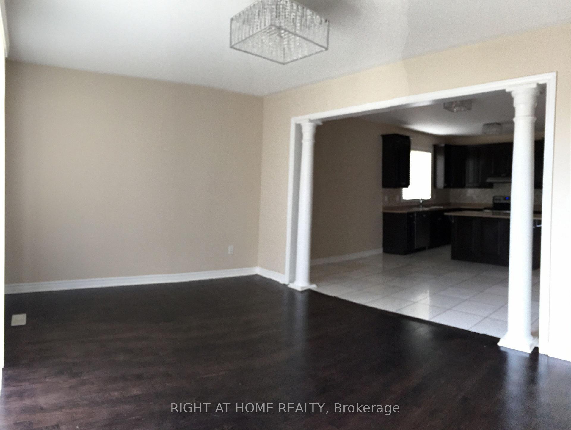 Photo 12 of 262 Kozlov Street, Barrie, West Bayfield — HOMEH