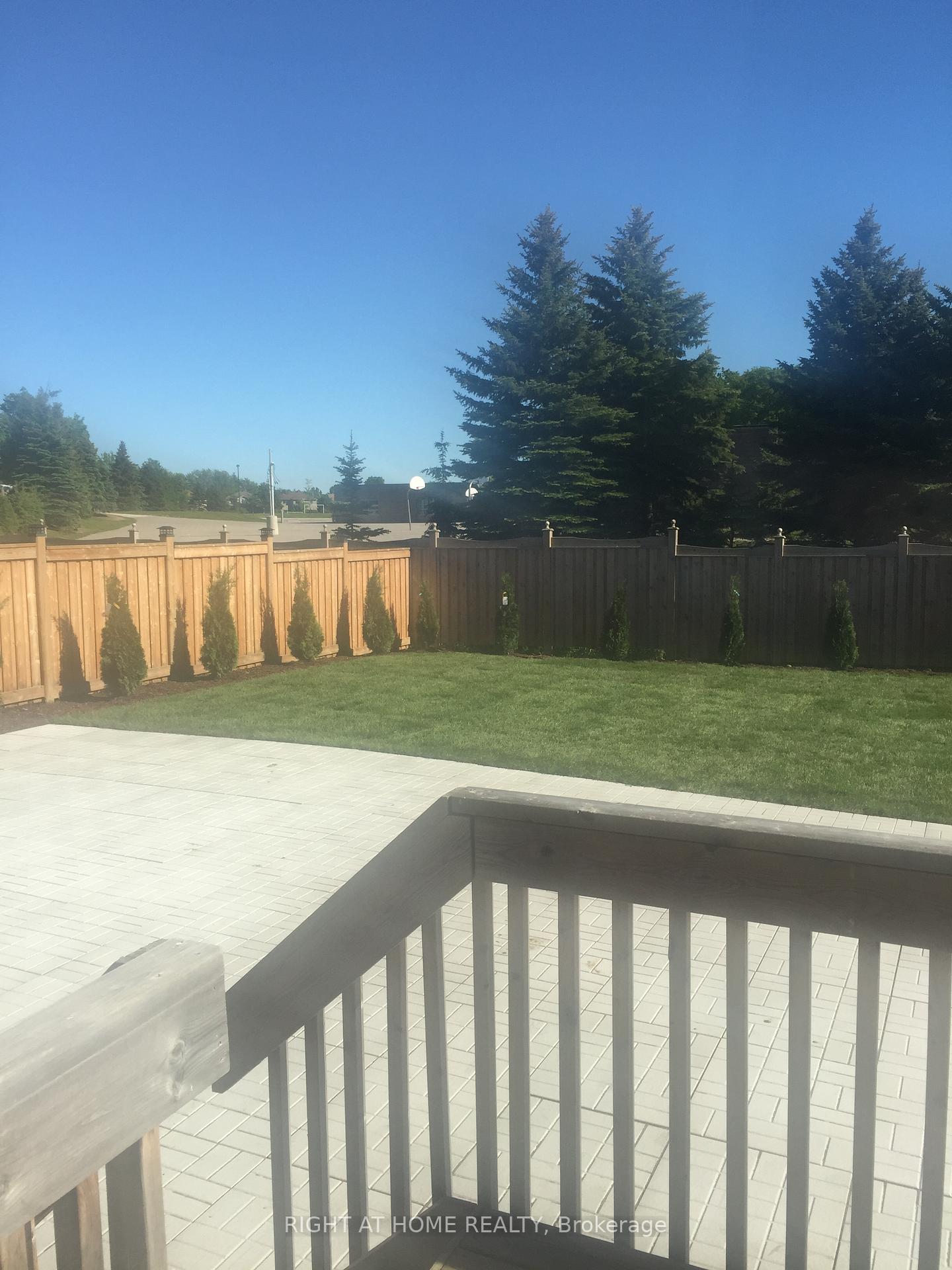 Photo 20 of 262 Kozlov Street, Barrie, West Bayfield — HOMEH