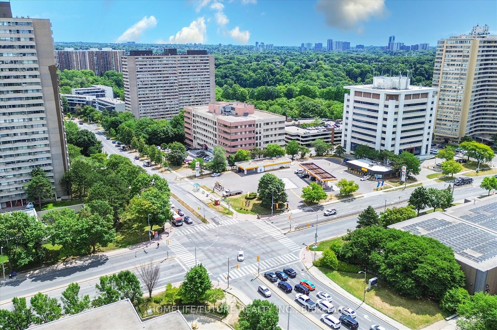 Photo 4 of Unit 506, 10 Gateway Boulevard, Toronto, Flemingdon Park — HOMEH