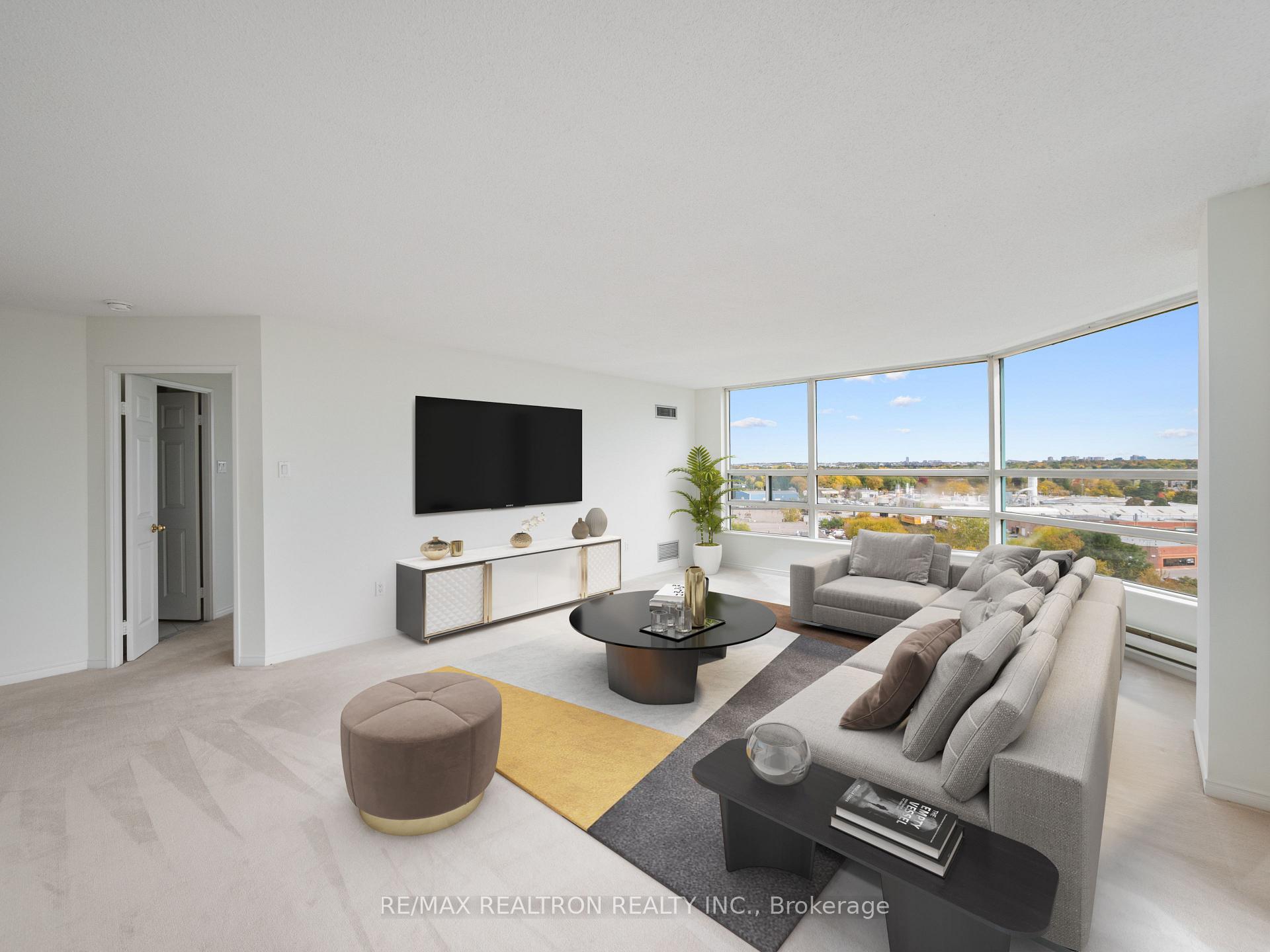 Photo 5 of Unit 1005, 7905 Bayview Avenue, Markham, Aileen-Willowbrook — HOMEH
