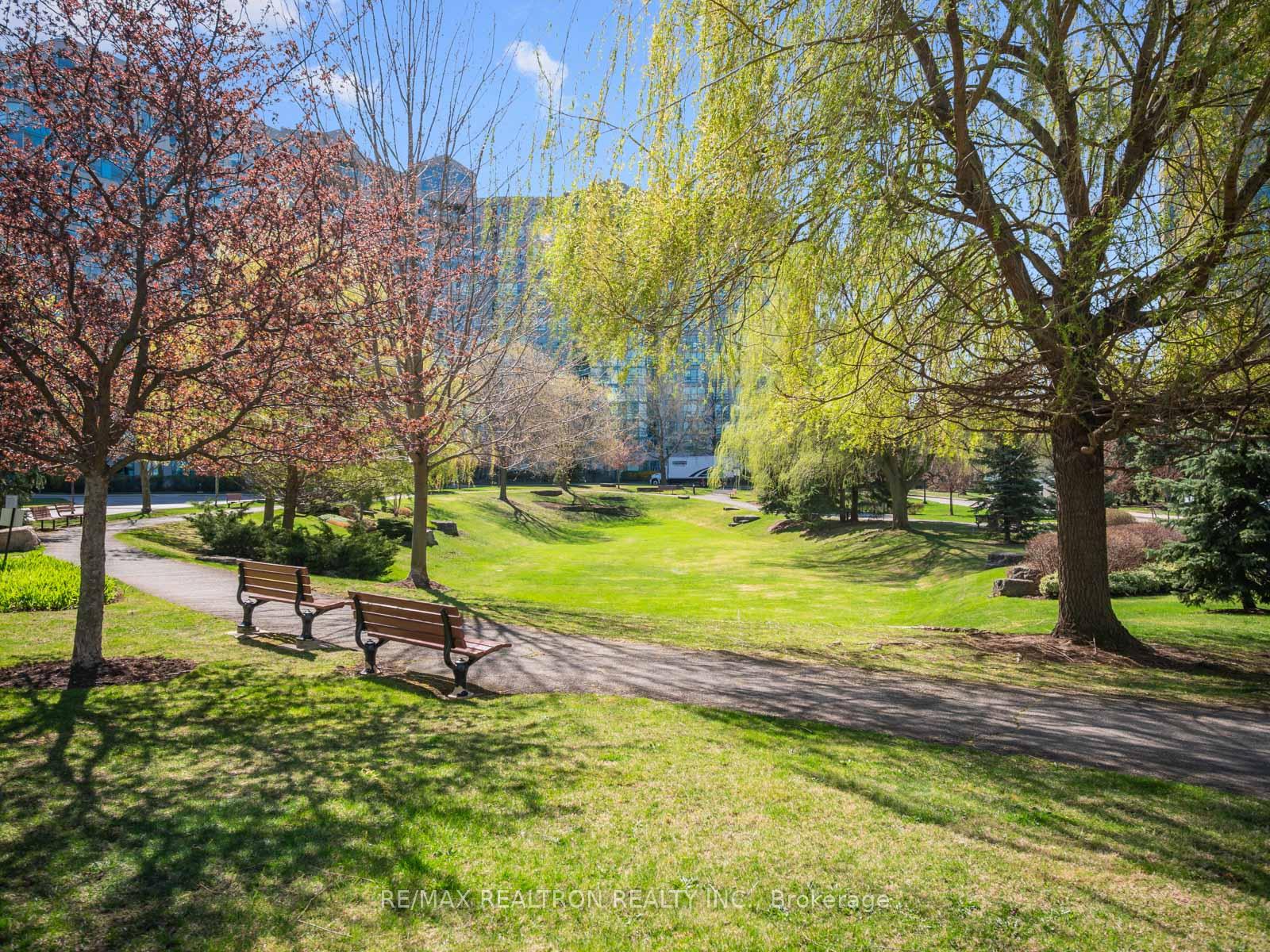 Photo 22 of Unit 1005, 7905 Bayview Avenue, Markham, Aileen-Willowbrook — HOMEH