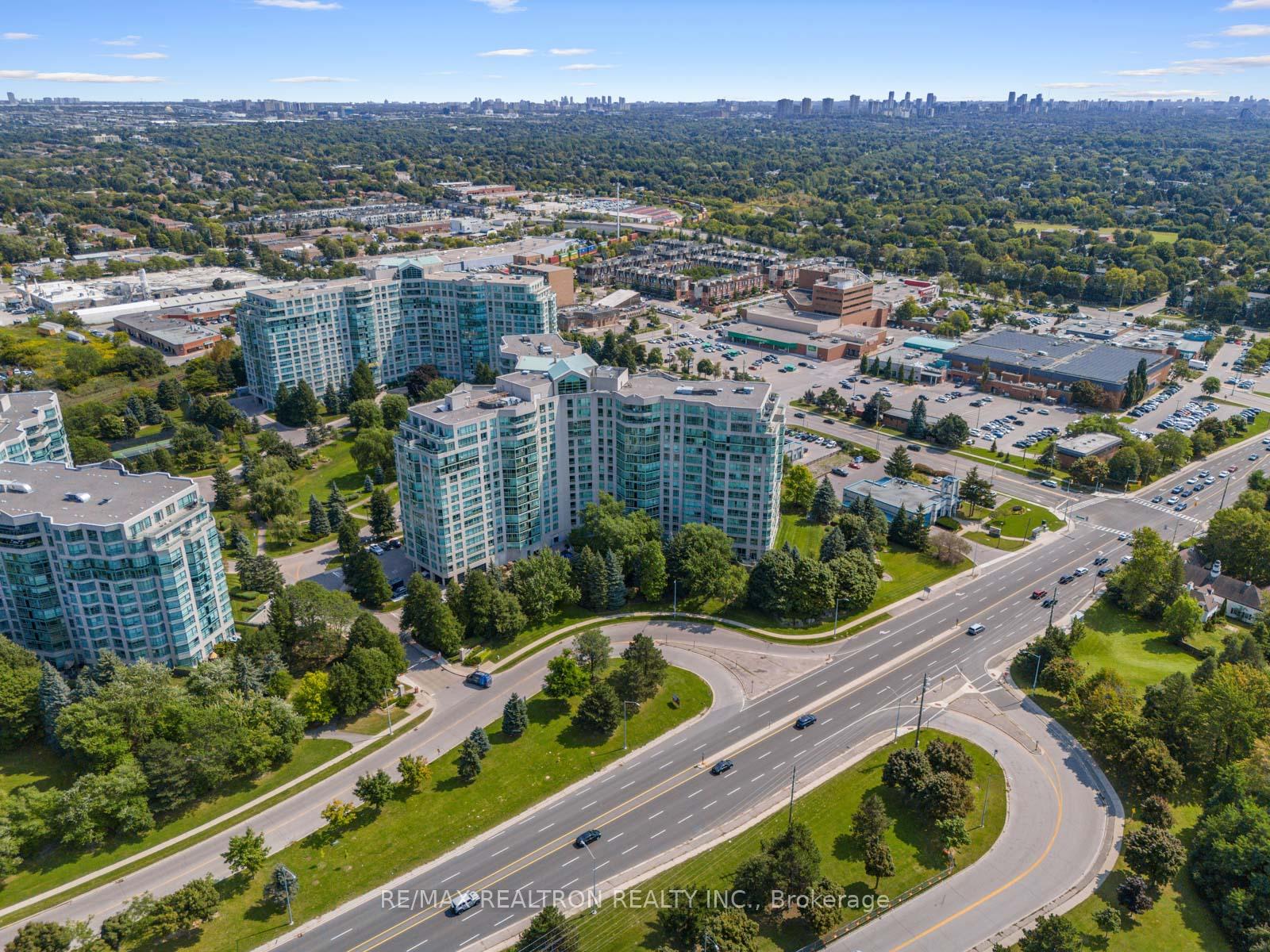 Photo 34 of Unit 1005, 7905 Bayview Avenue, Markham, Aileen-Willowbrook — HOMEH