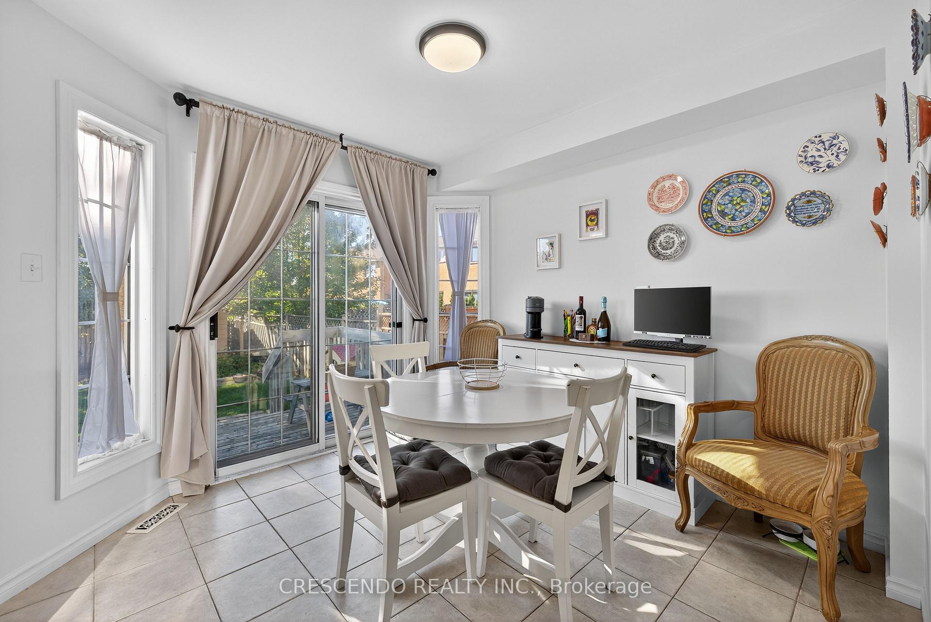Photo 17 of 47 Frank Johnston Road, Caledon, Bolton West — HOMEH