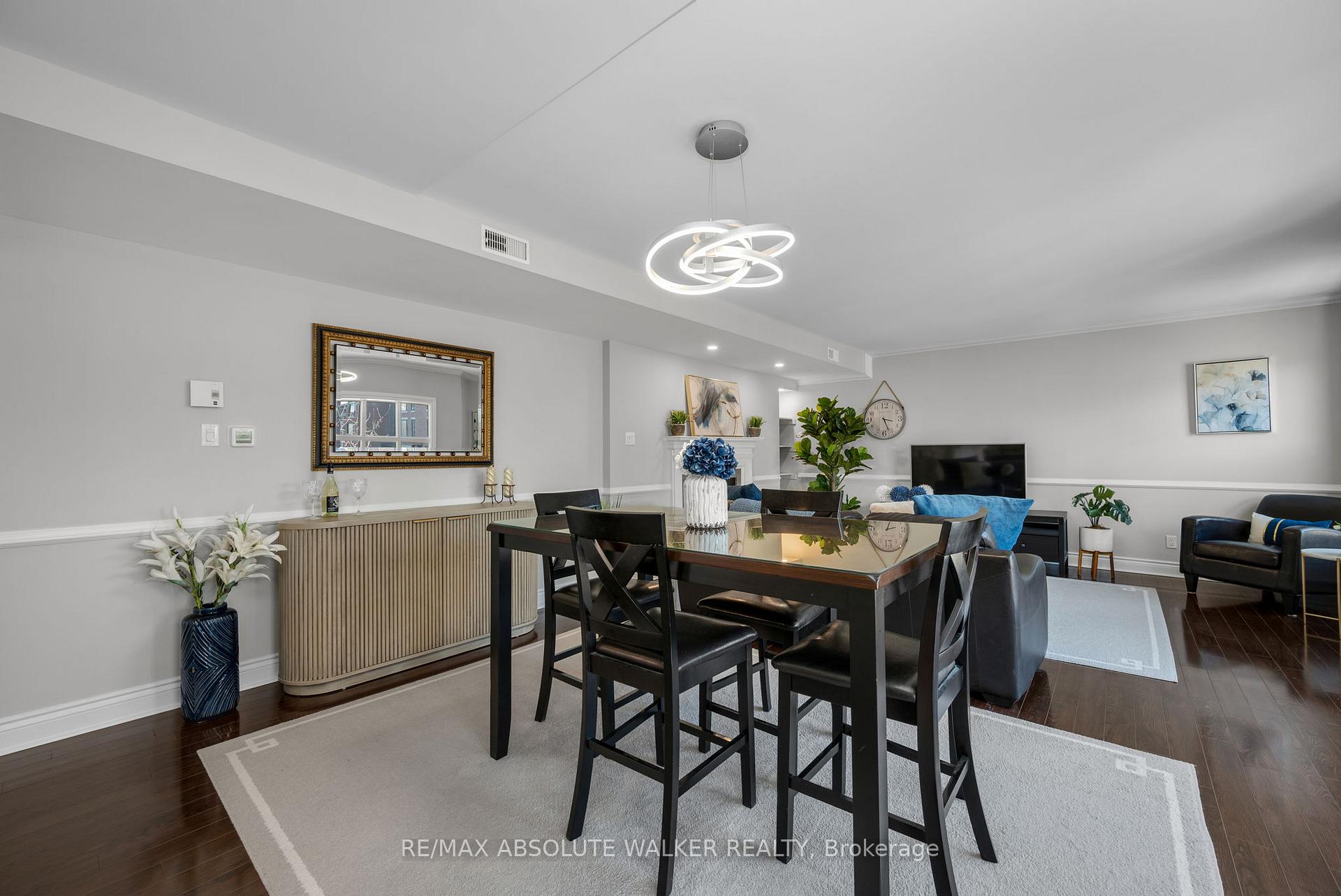 Photo 4 of Unit 10, 292 Laurier Avenue E, Ottawa, Sandy Hill — HOMEH