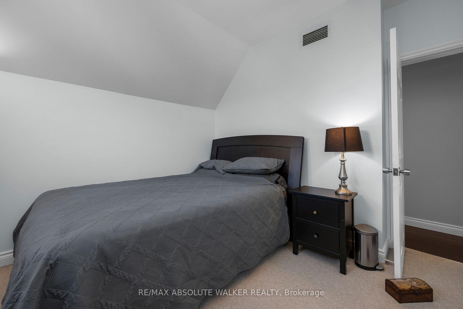Photo 24 of Unit 10, 292 Laurier Avenue E, Ottawa, Sandy Hill — HOMEH