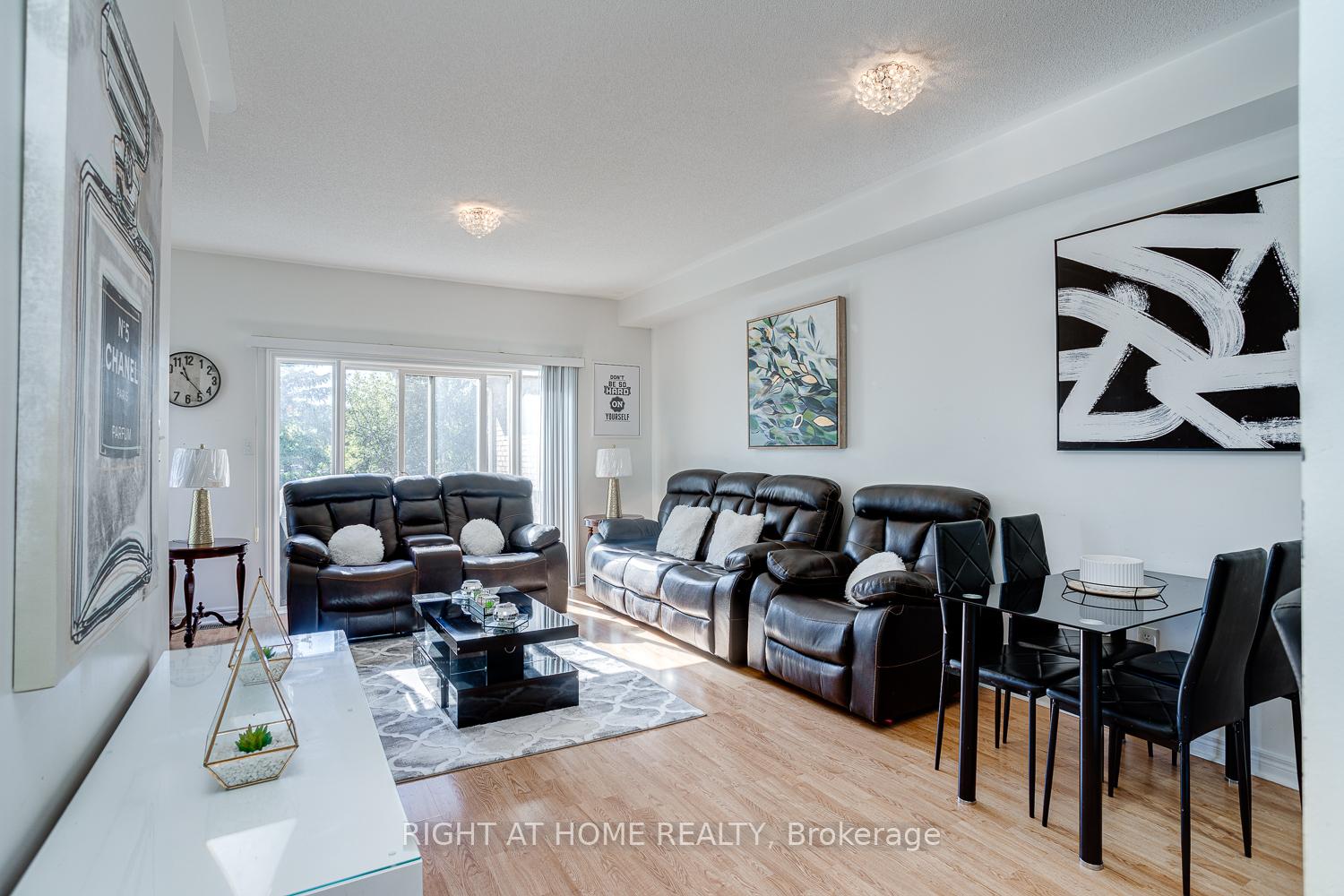 Photo 7 of Unit 17, 19 Niagara Drive, Oshawa, Samac — HOMEH