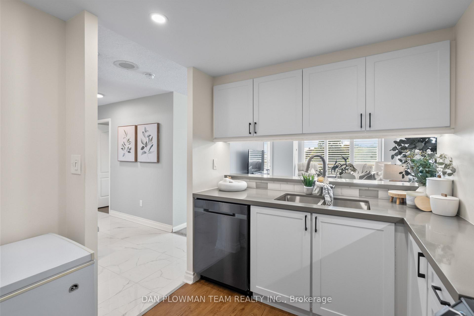 Photo 16 of Unit 609, 712 Rossland Road E, Whitby, Pringle Creek — HOMEH