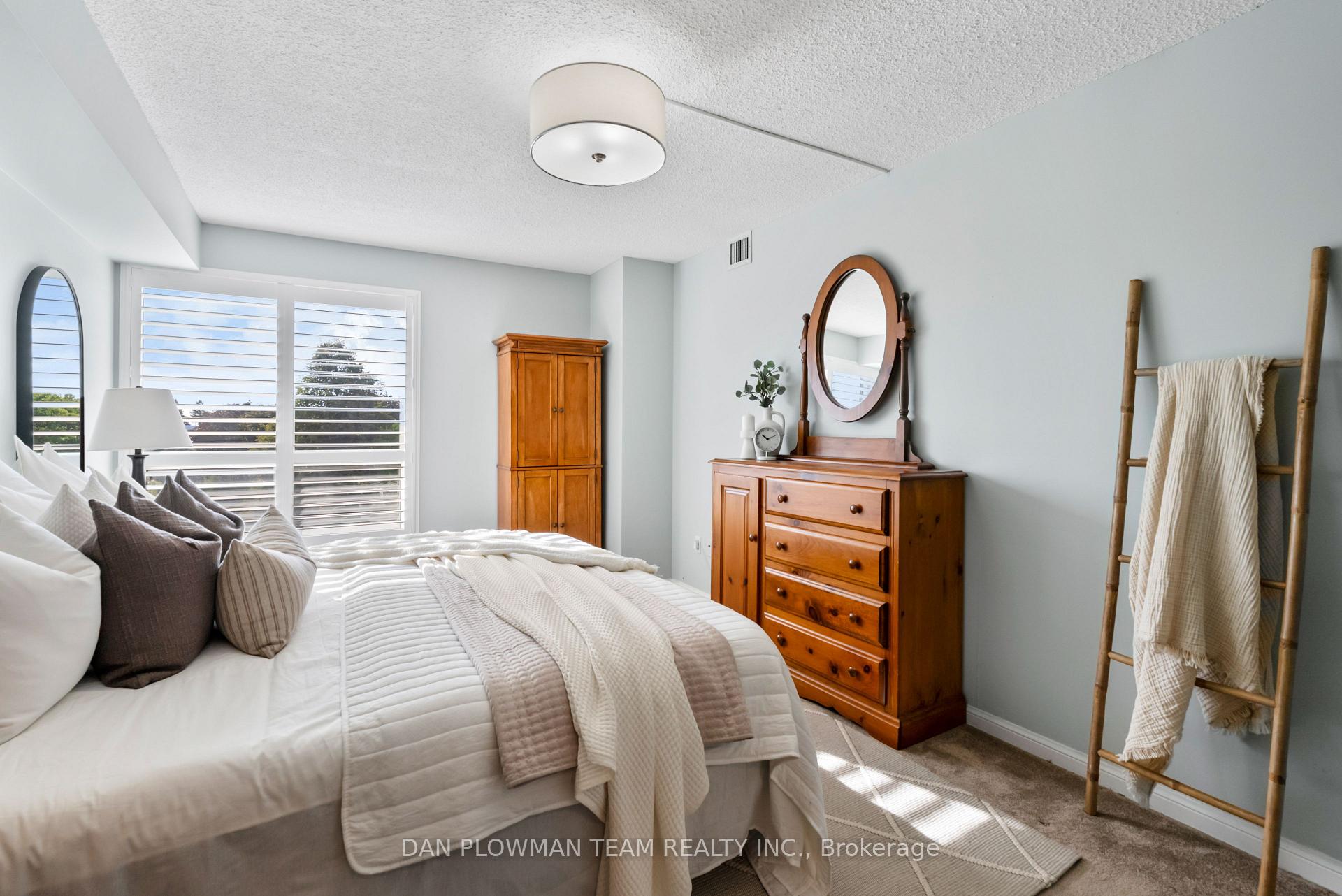 Photo 21 of Unit 609, 712 Rossland Road E, Whitby, Pringle Creek — HOMEH