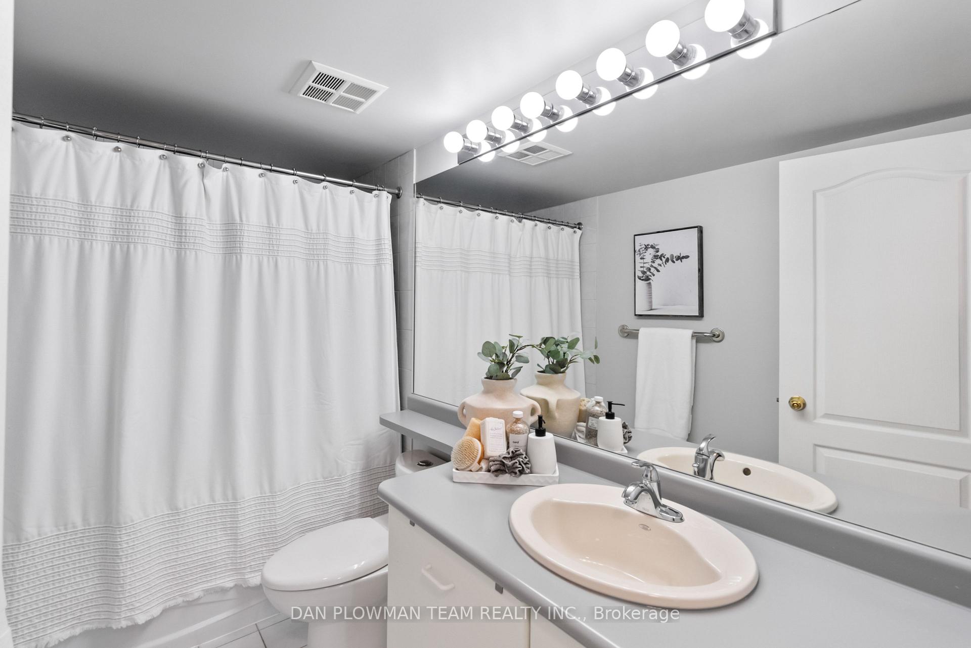 Photo 31 of Unit 609, 712 Rossland Road E, Whitby, Pringle Creek — HOMEH