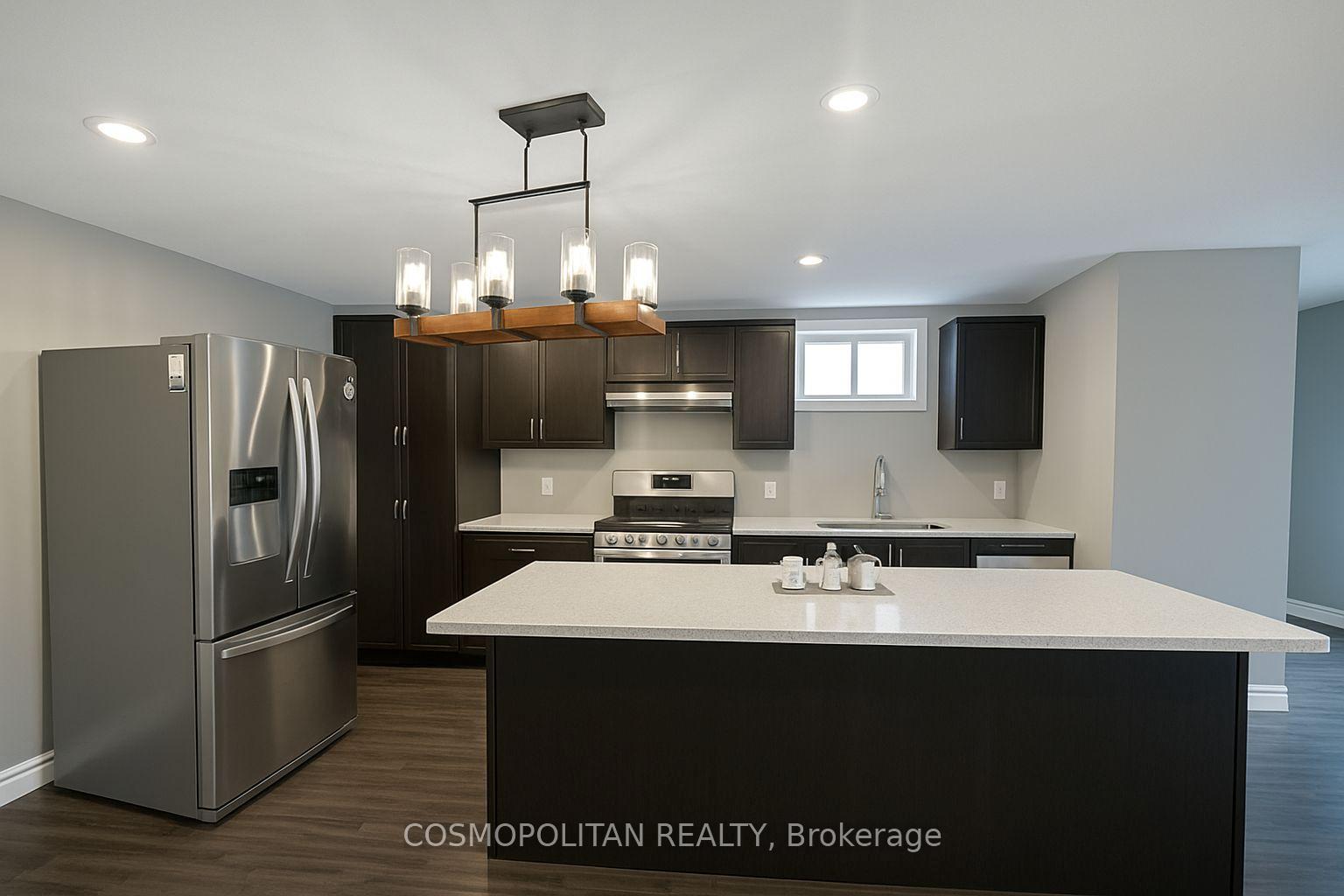 Photo 3 of 31 Atchison Drive, Caledon, Caledon East — HOMEH