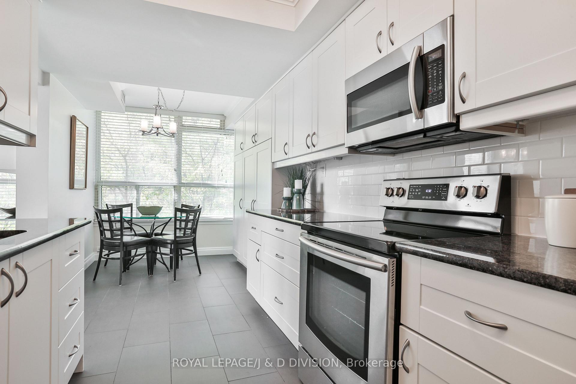 Photo 13 of Unit 515, 268 Ridley Boulevard, Toronto, Bedford Park-Nortown — HOMEH
