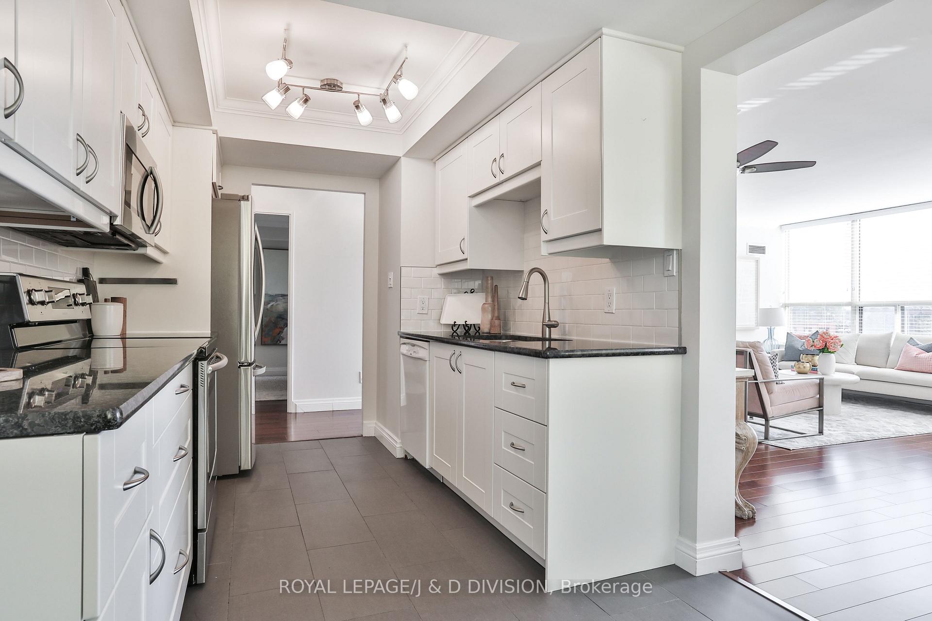 Photo 16 of Unit 515, 268 Ridley Boulevard, Toronto, Bedford Park-Nortown — HOMEH