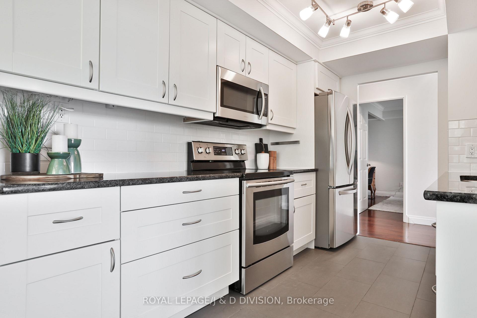 Photo 17 of Unit 515, 268 Ridley Boulevard, Toronto, Bedford Park-Nortown — HOMEH
