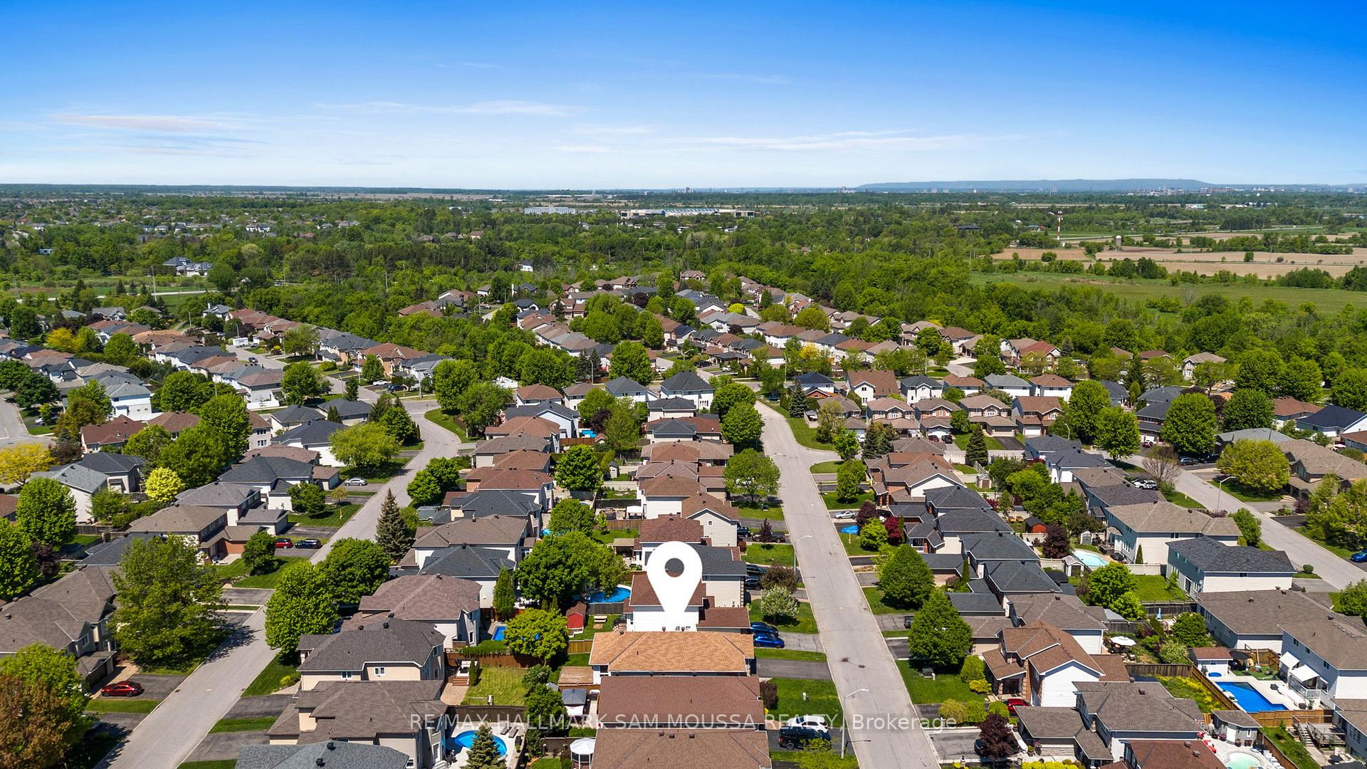 Photo 42 of 731 Vermillion Drive, Ottawa, Riverside South/Gloucester Glen — HOMEH