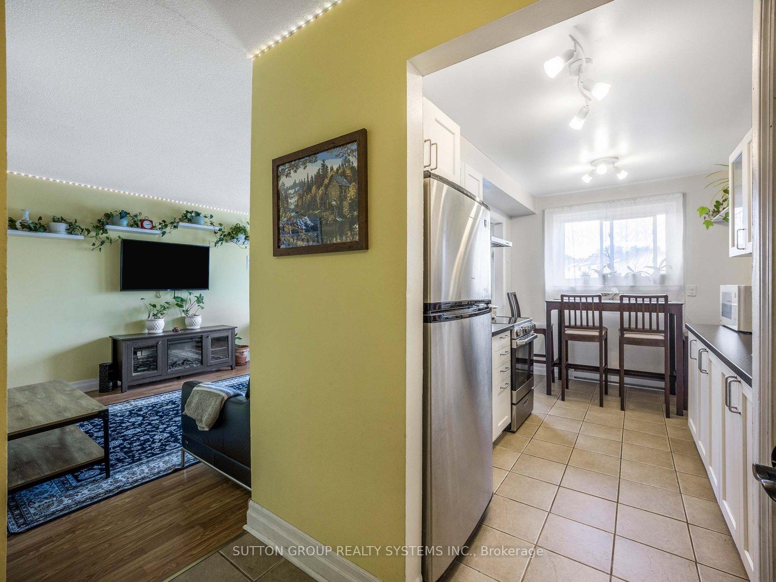 Photo 10 of Unit 55, 120 Nonquon Road, Oshawa, Centennial — HOMEH