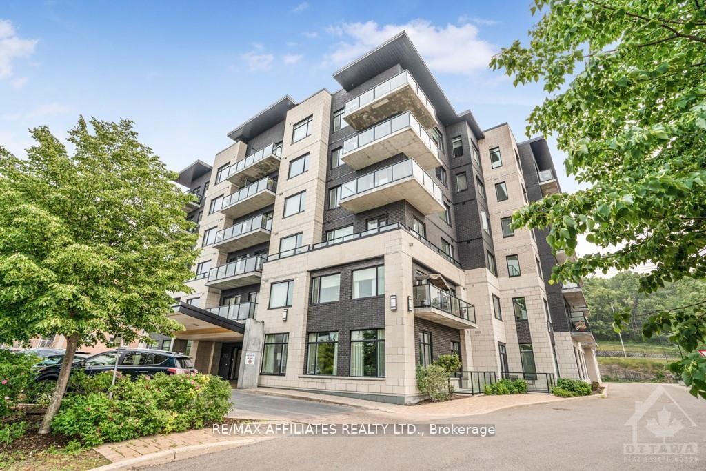 Front of Unit 109, 310 Centrum Boulevard
