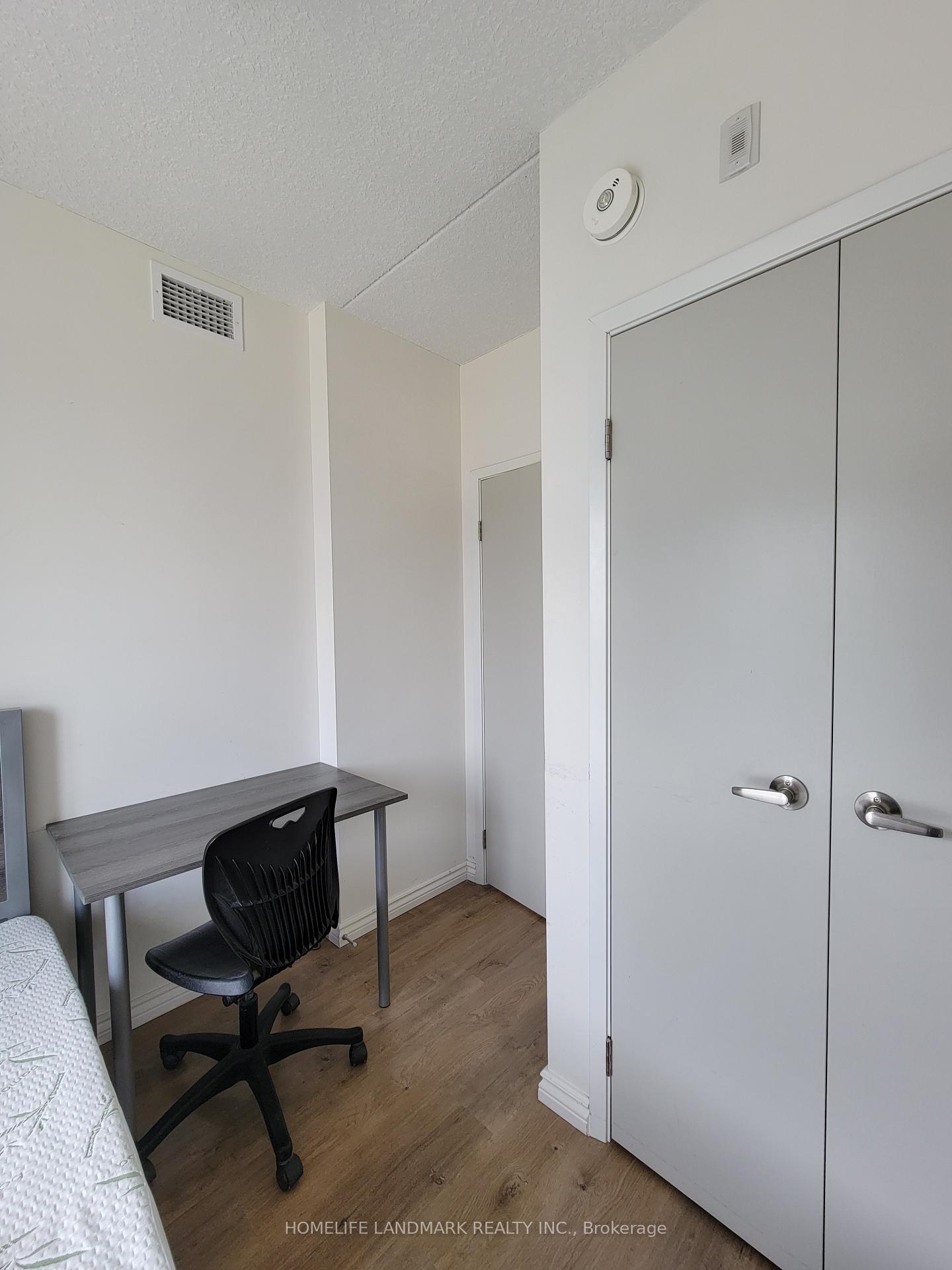 Photo 8 of Unit G401, 275 Larch Street, Waterloo, Lakeshore Village — HOMEH