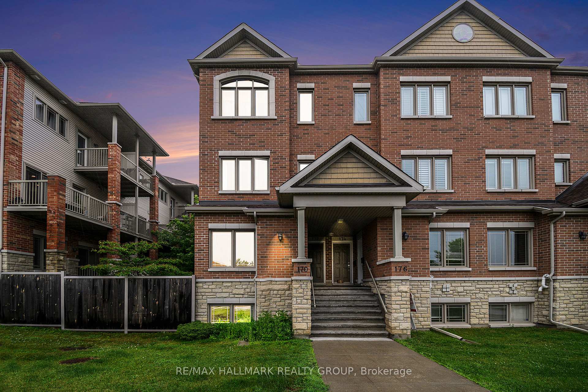 Front of Unit 17, 170 Den Haag Drive