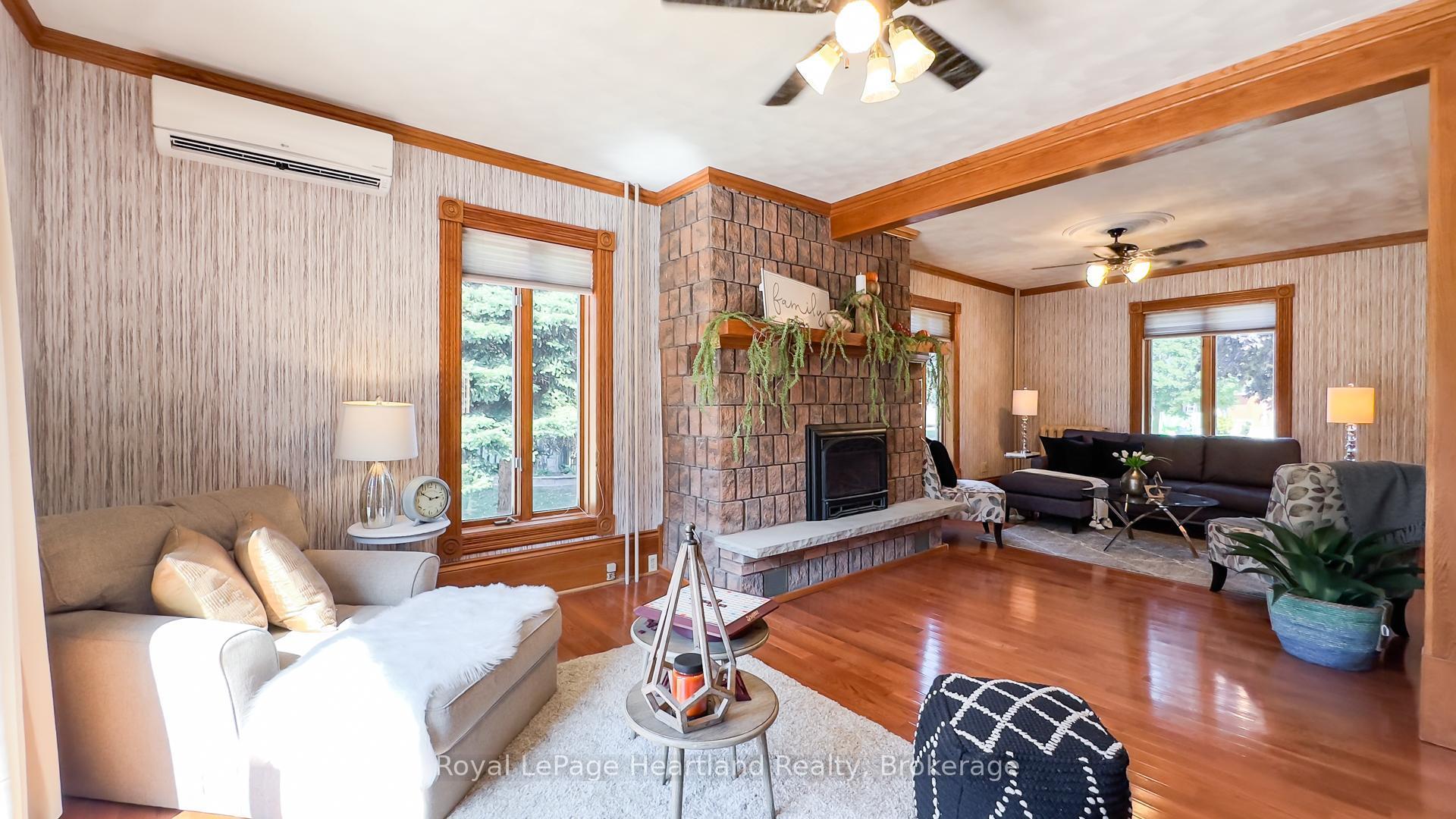 Photo 4 of 123 Elgin Avenue W, Goderich, Goderich (Town) — HOMEH