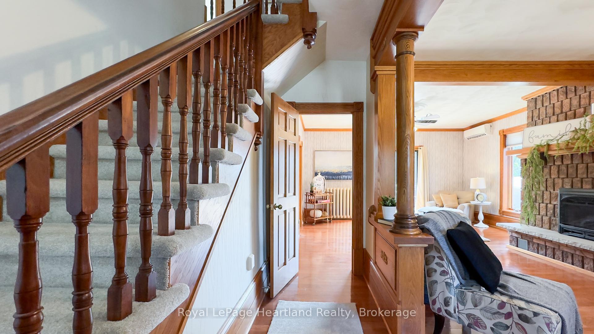 Photo 15 of 123 Elgin Avenue W, Goderich, Goderich (Town) — HOMEH