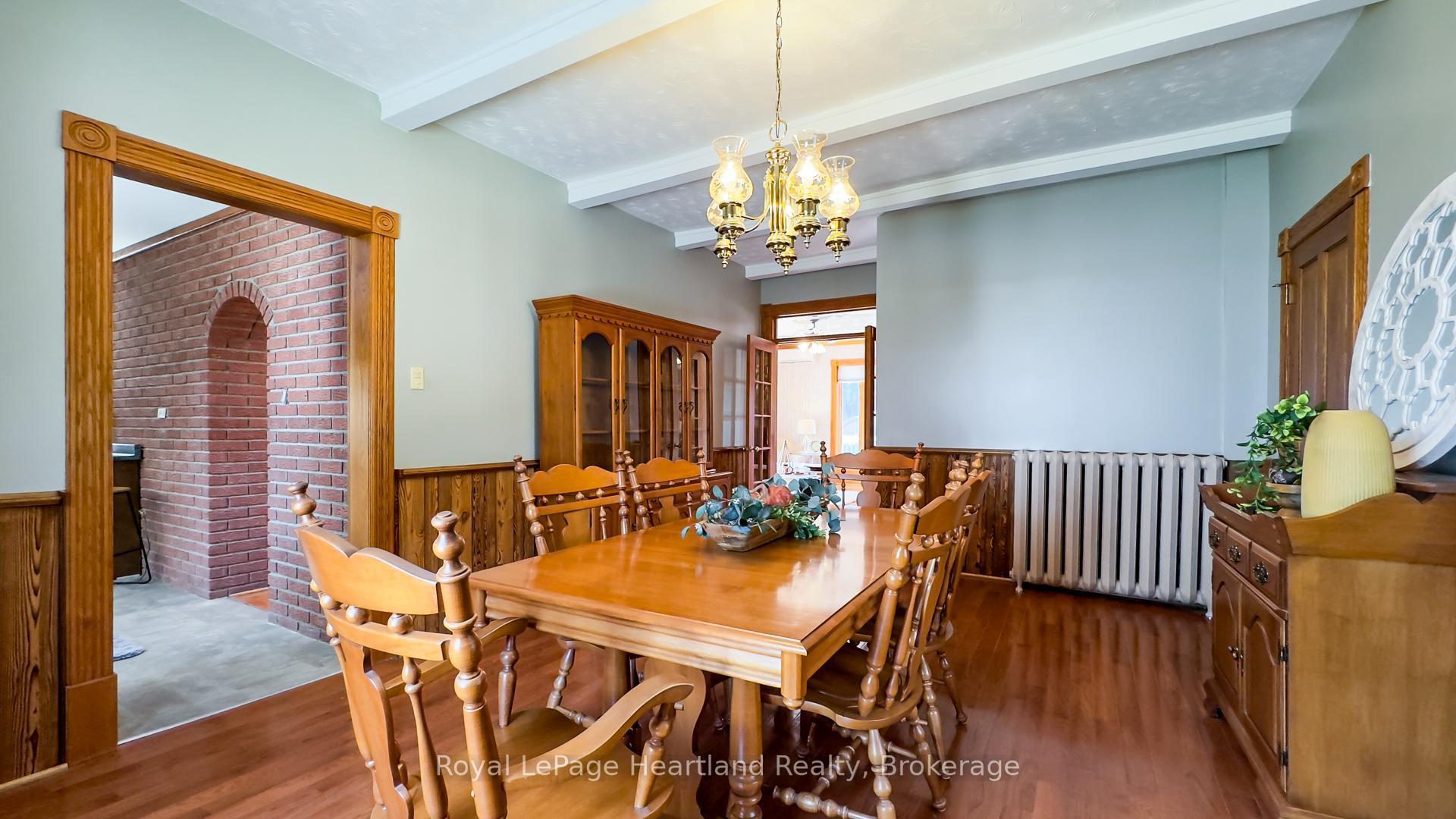 Photo 19 of 123 Elgin Avenue W, Goderich, Goderich (Town) — HOMEH