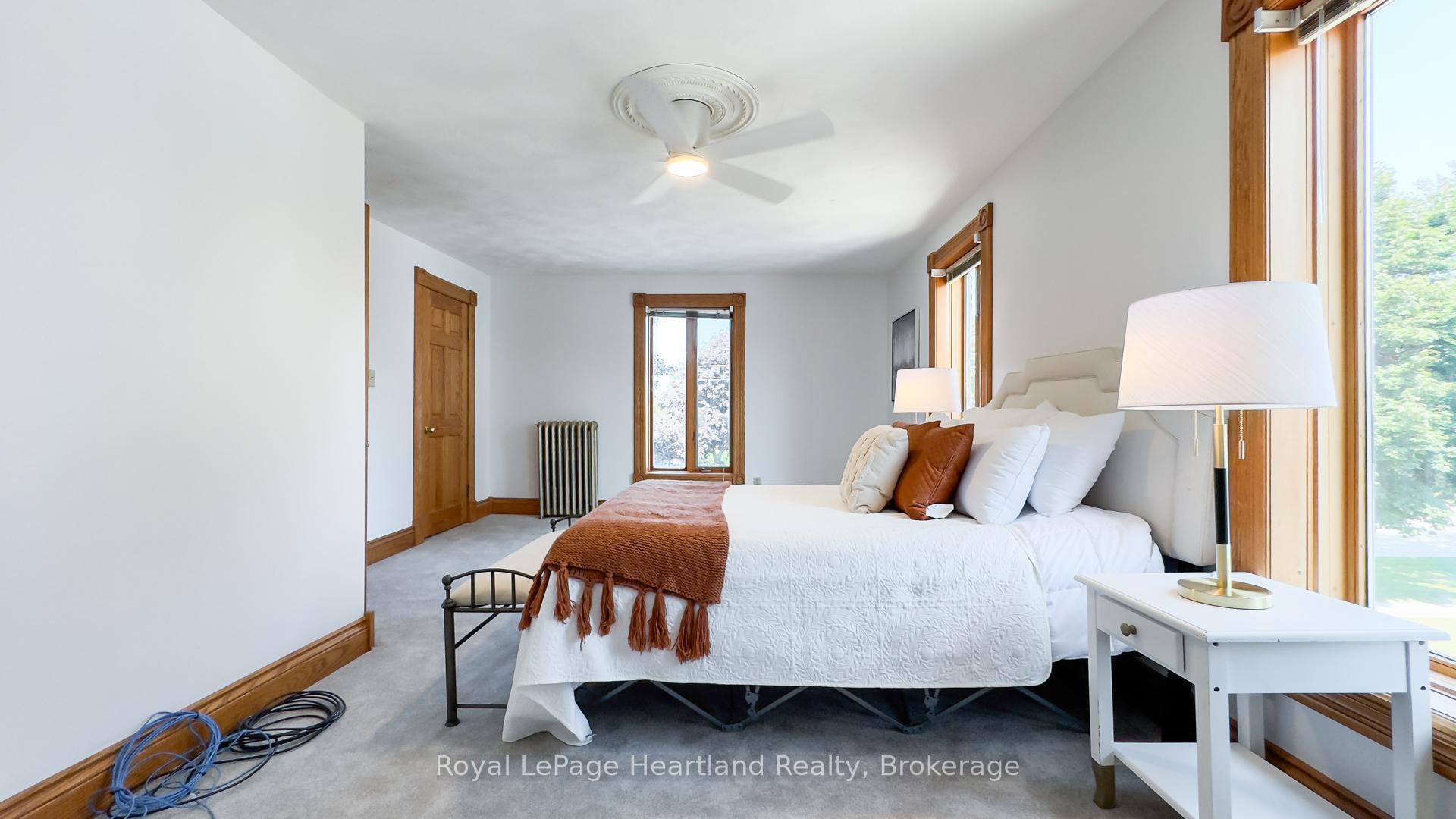 Photo 40 of 123 Elgin Avenue W, Goderich, Goderich (Town) — HOMEH