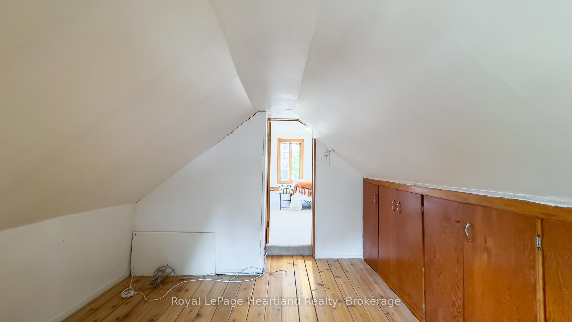 Photo 42 of 123 Elgin Avenue W, Goderich, Goderich (Town) — HOMEH