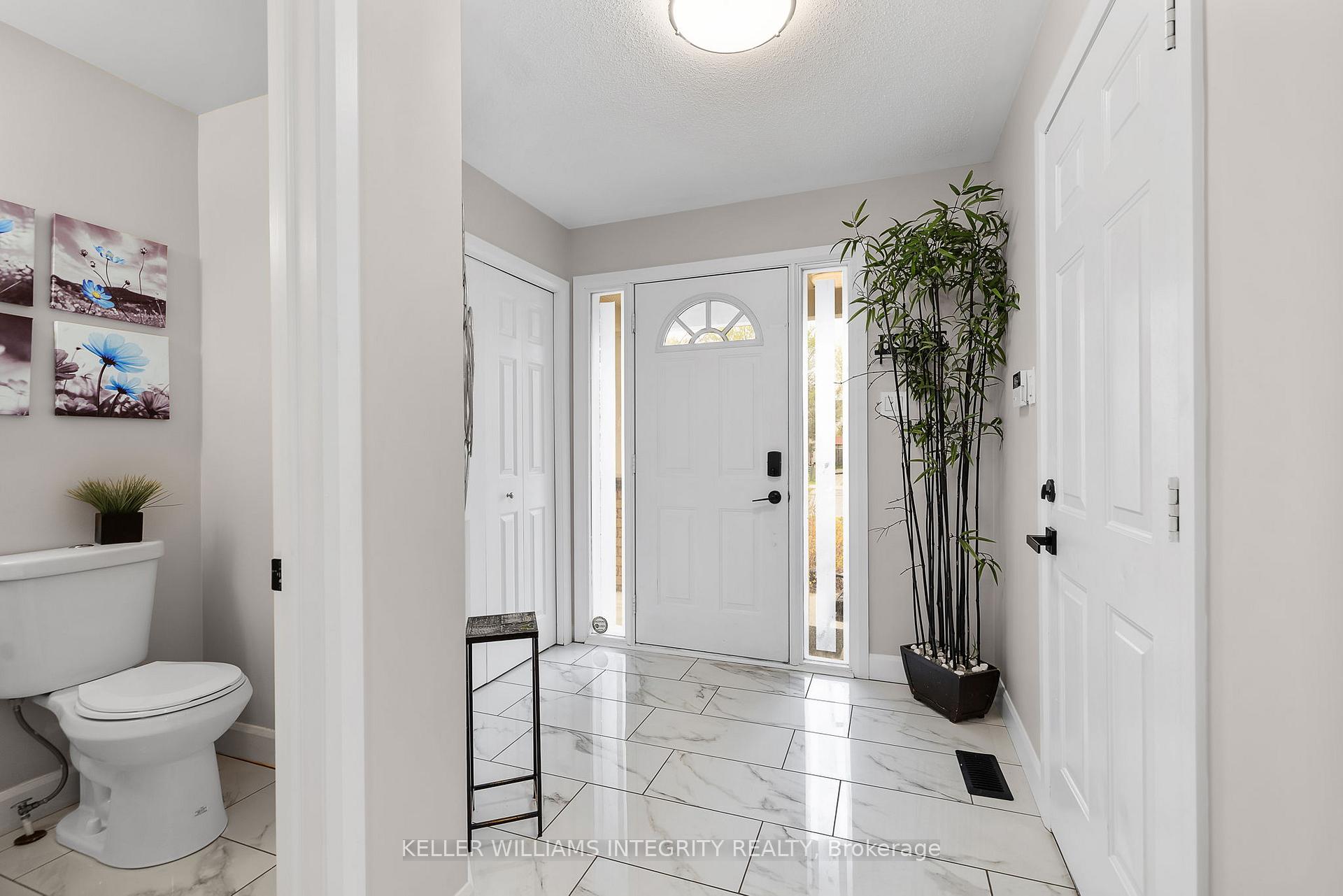 Photo 4 of 644 Devonwood Circle, Ottawa, Blossom Park/Kemp Park/Findlay Creek — HOMEH