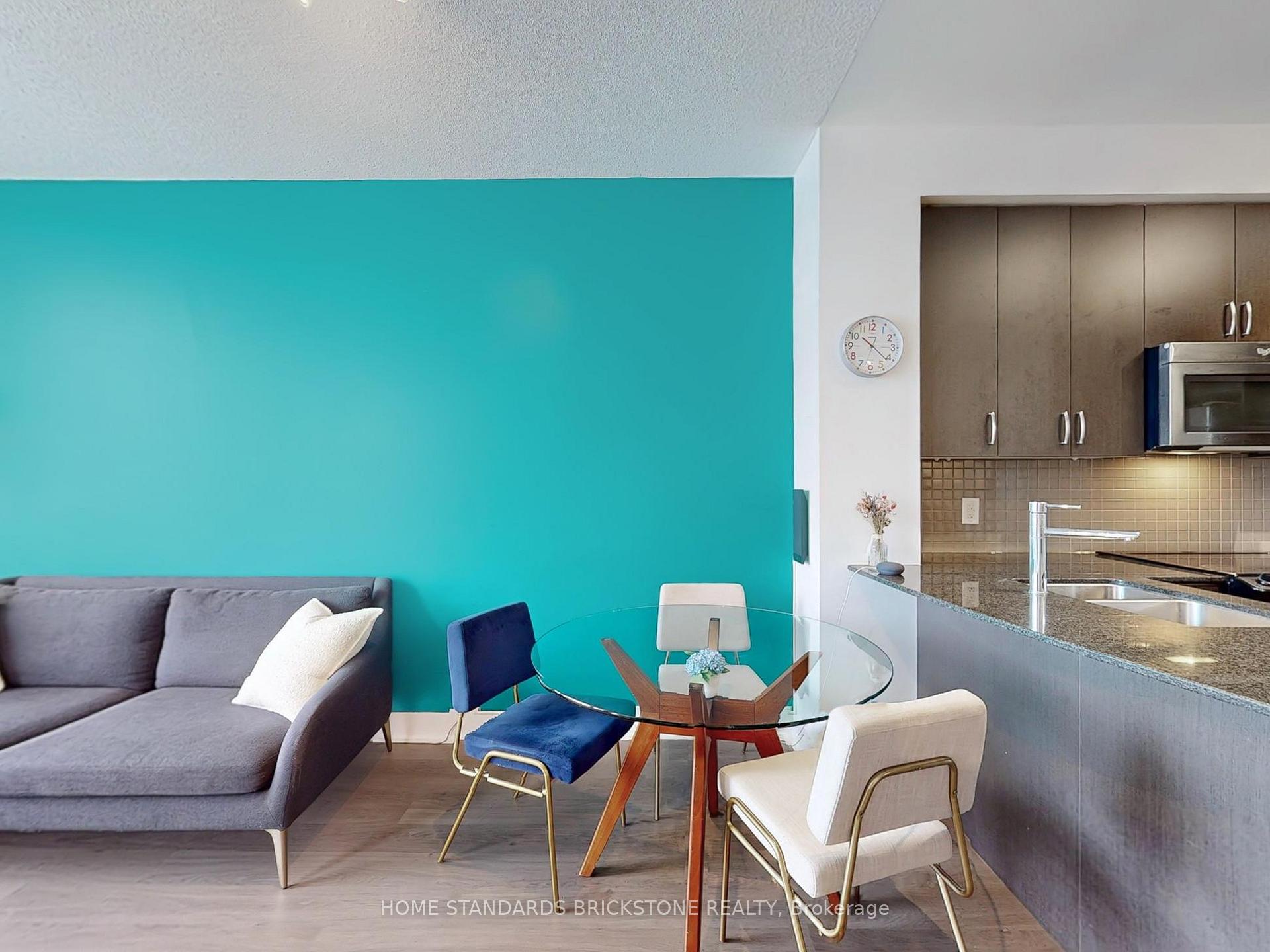 Photo 30 of Unit 427, 7608 Yonge Street, Vaughan, Crestwood-Springfarm-Yorkhill — HOMEH