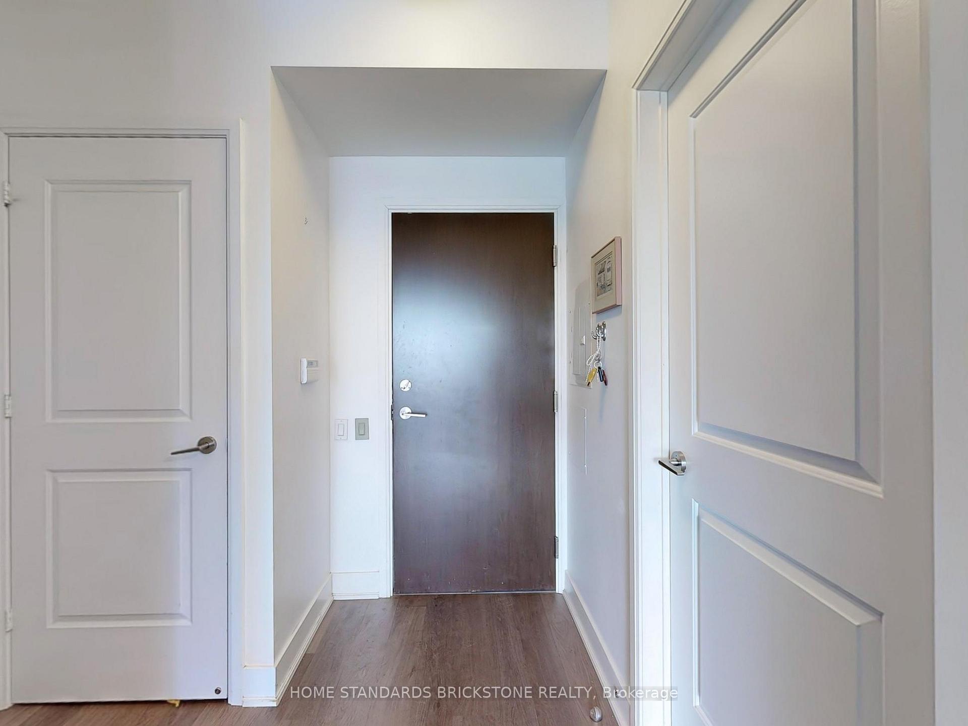 Photo 17 of Unit 427, 7608 Yonge Street, Vaughan, Crestwood-Springfarm-Yorkhill — HOMEH