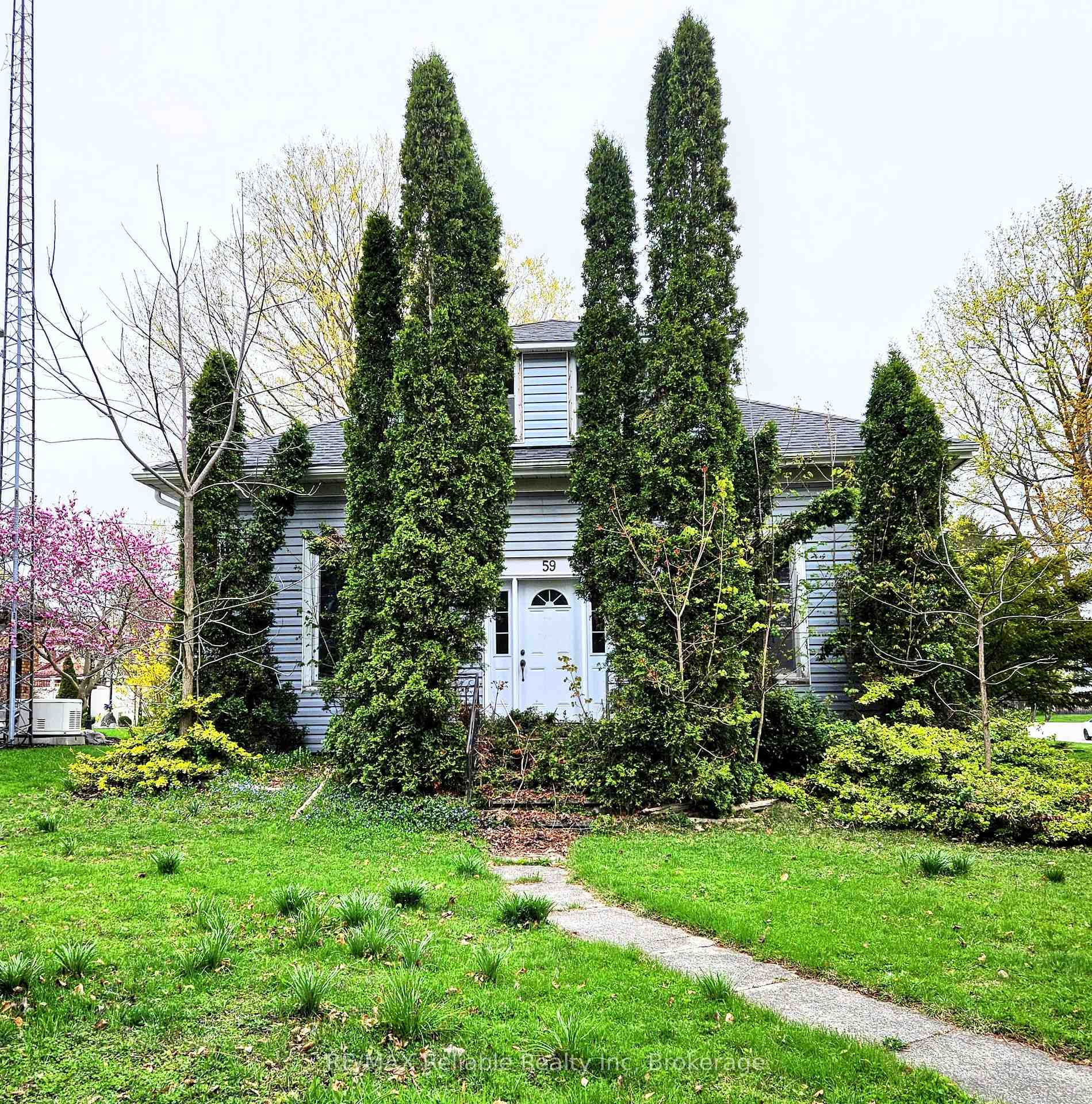 Photo 3 of 59 Rattenbury Street W, Central Huron, Clinton — HOMEH