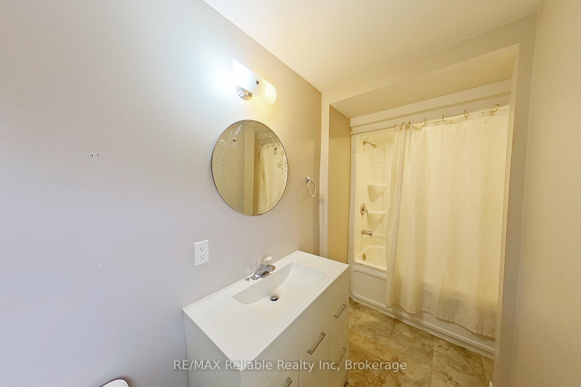 Photo 10 of 59 Rattenbury Street W, Central Huron, Clinton — HOMEH