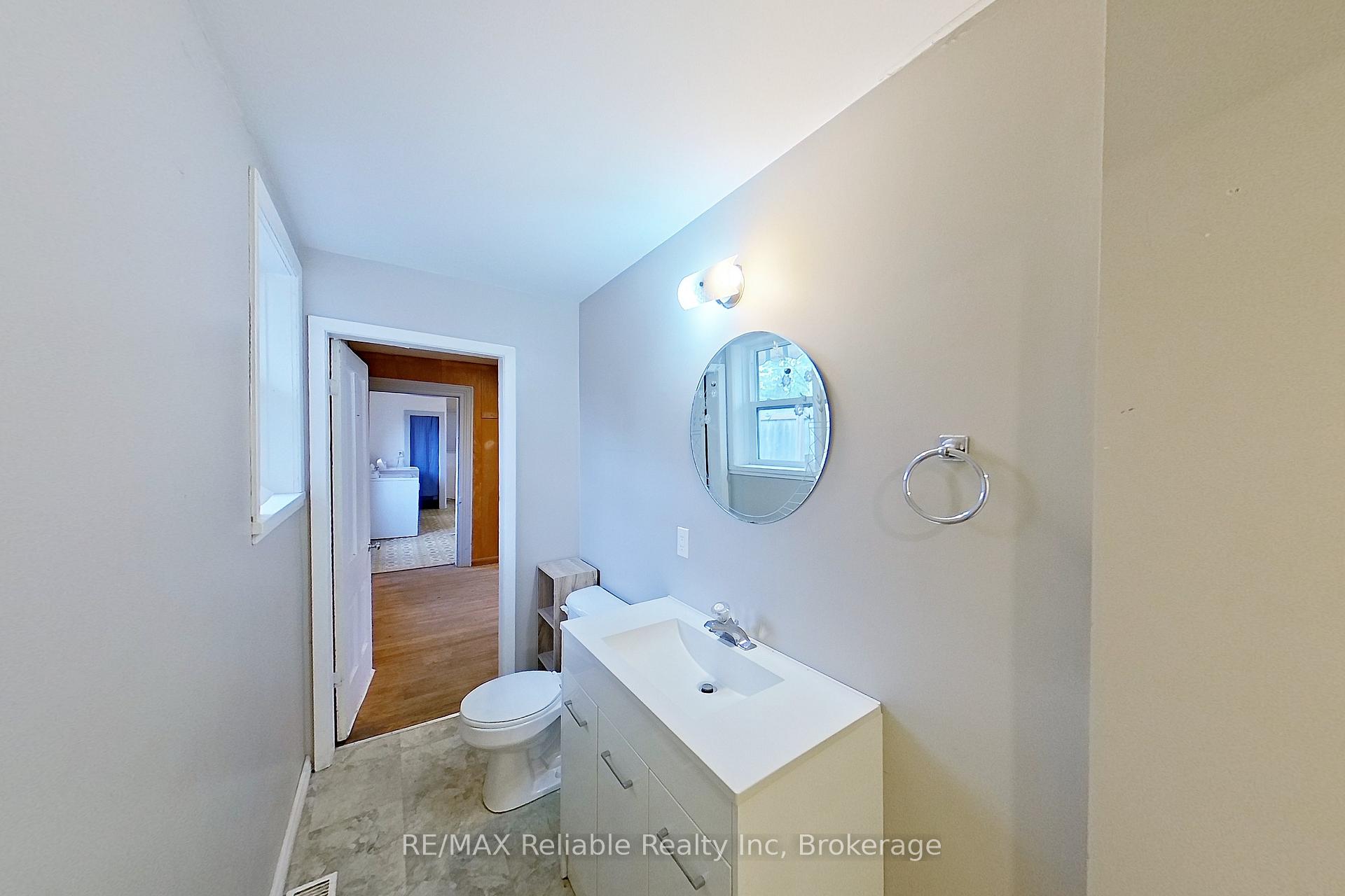 Photo 11 of 59 Rattenbury Street W, Central Huron, Clinton — HOMEH