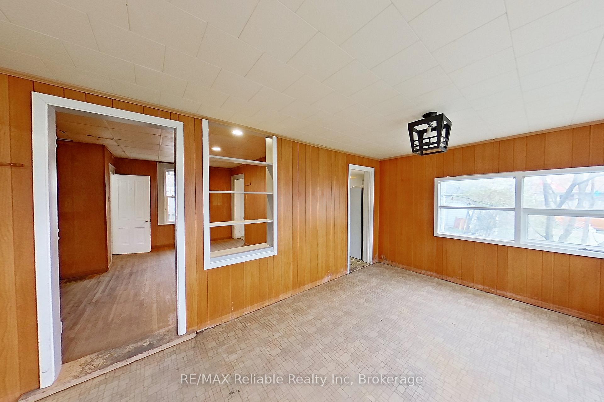 Photo 12 of 59 Rattenbury Street W, Central Huron, Clinton — HOMEH