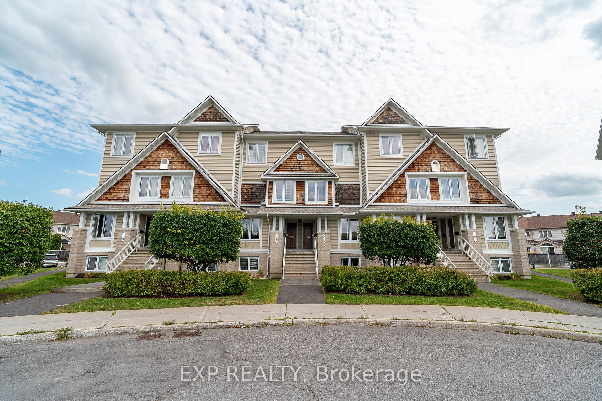 Front of 620 Lakeridge Drive