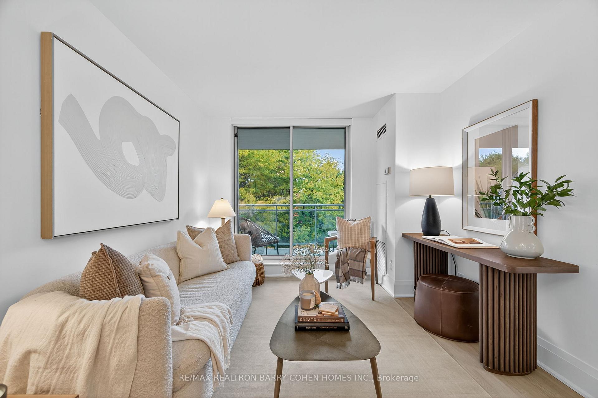 Photo 6 of Unit 503, 398 Eglinton Avenue E, Toronto, Mount Pleasant East — HOMEH